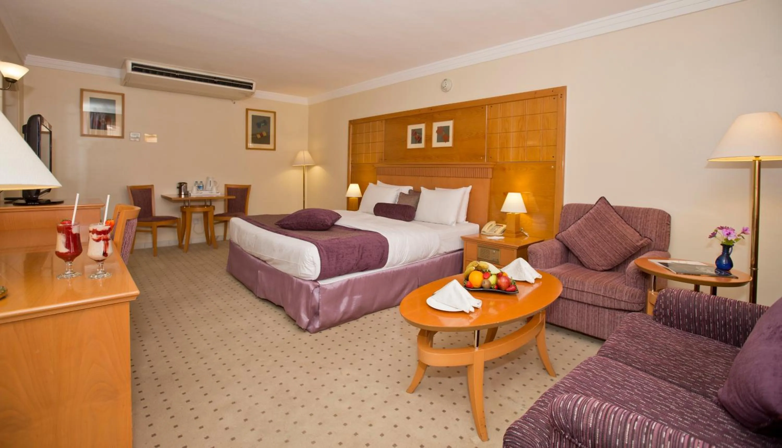 Photo of the whole room, Bed in Petra Guest House Hotel