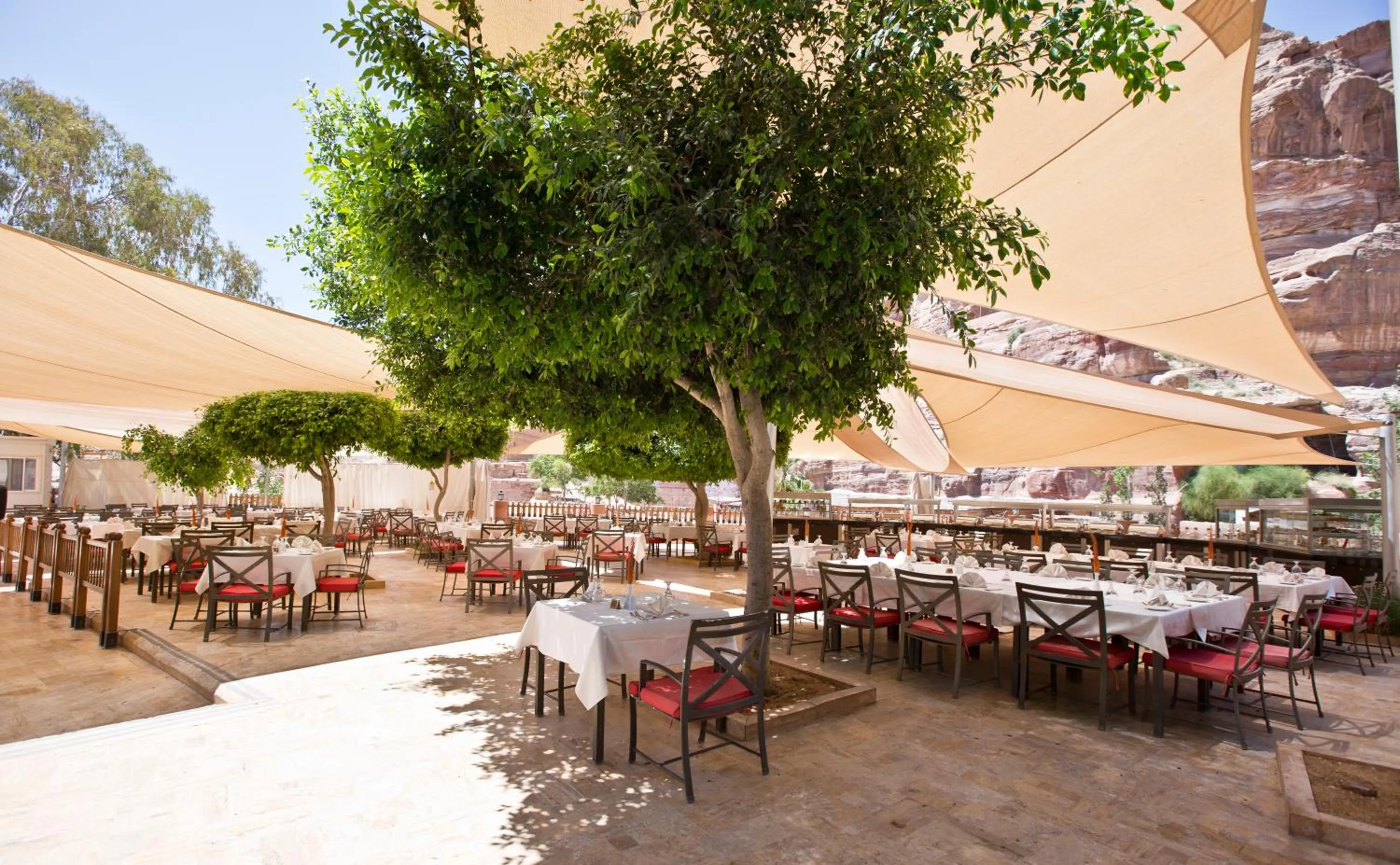 Restaurant/places to eat in Petra Guest House Hotel