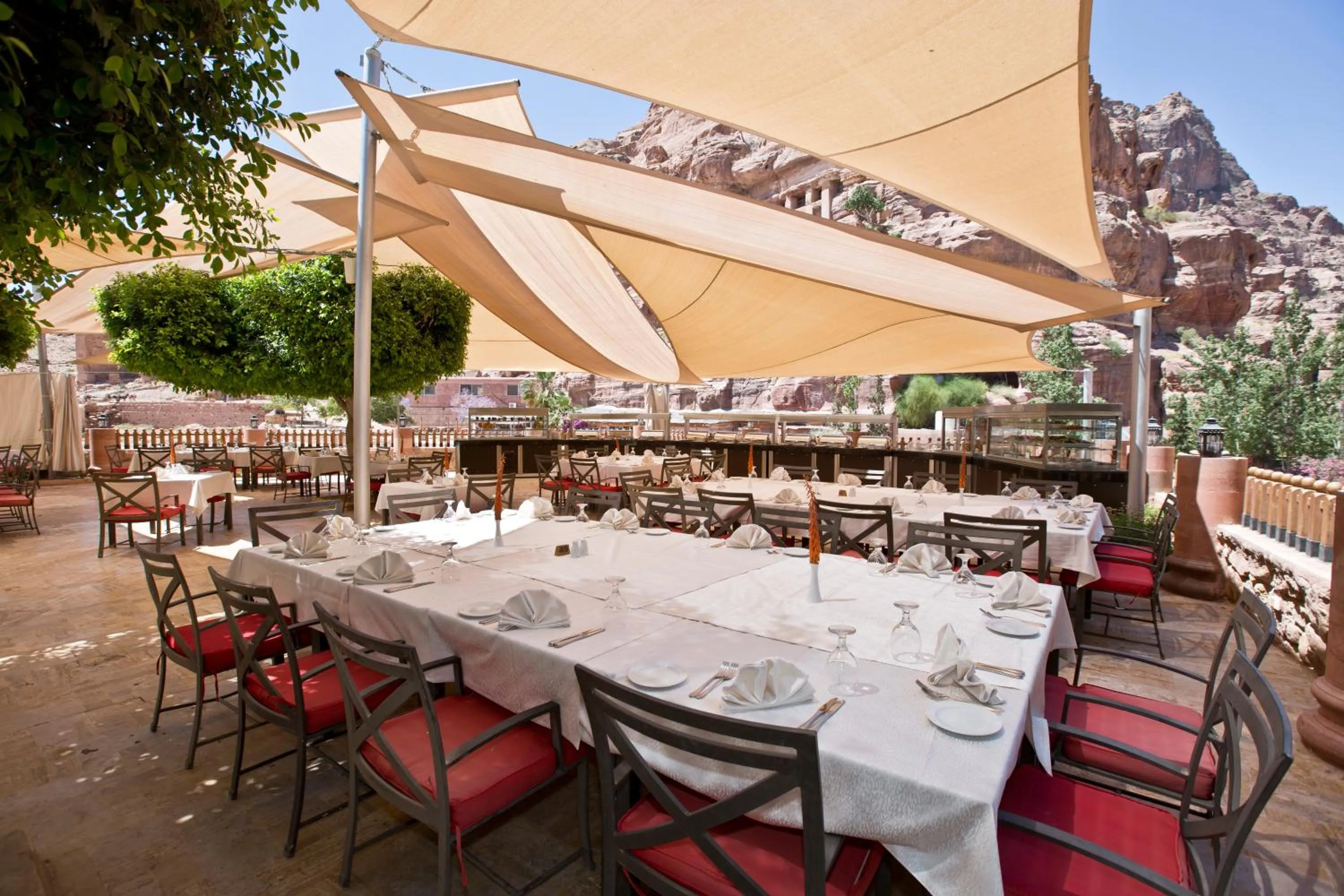 Restaurant/places to eat in Petra Guest House Hotel