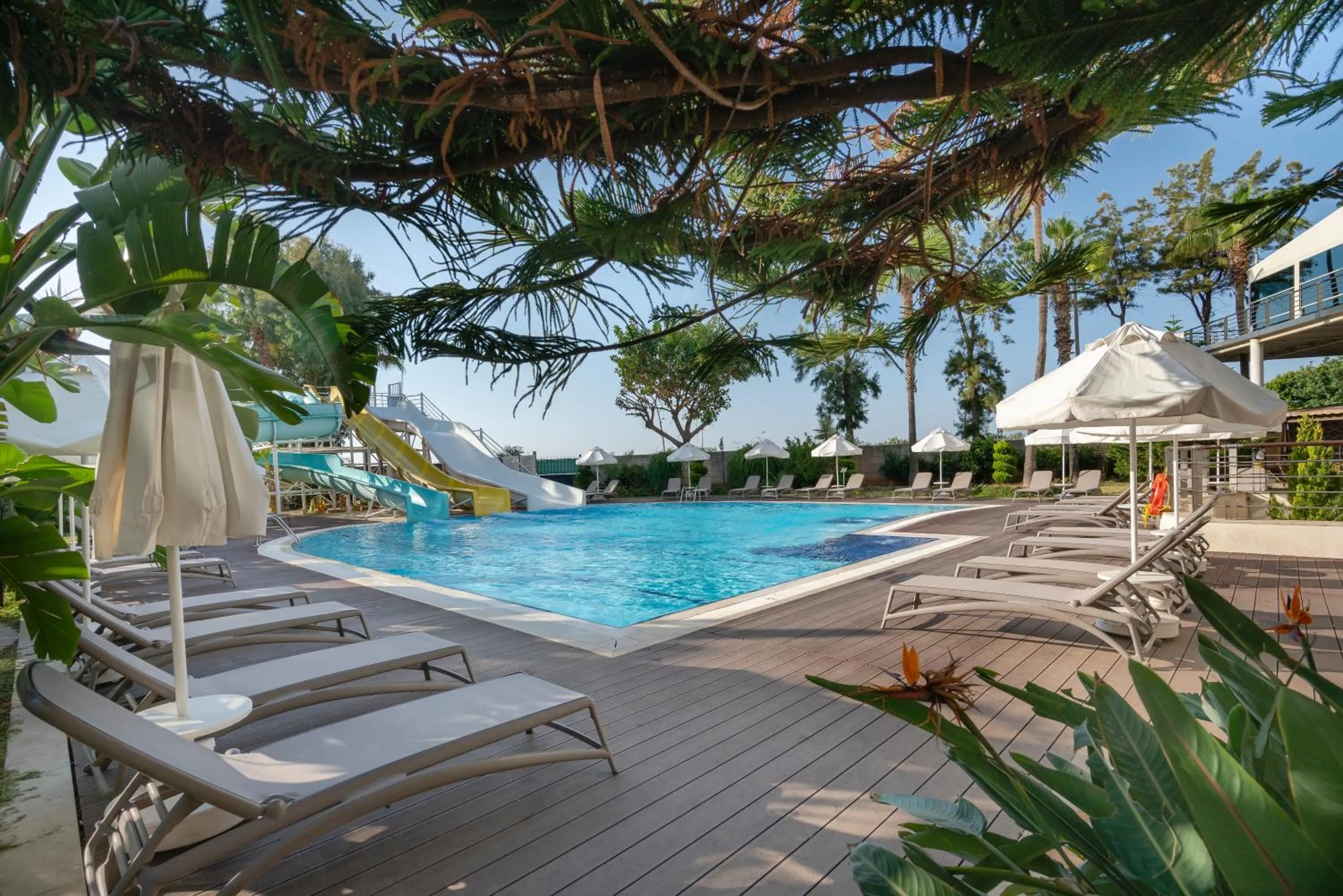 Swimming pool in Hotel Grand Kaptan - Ultra All Inclusive