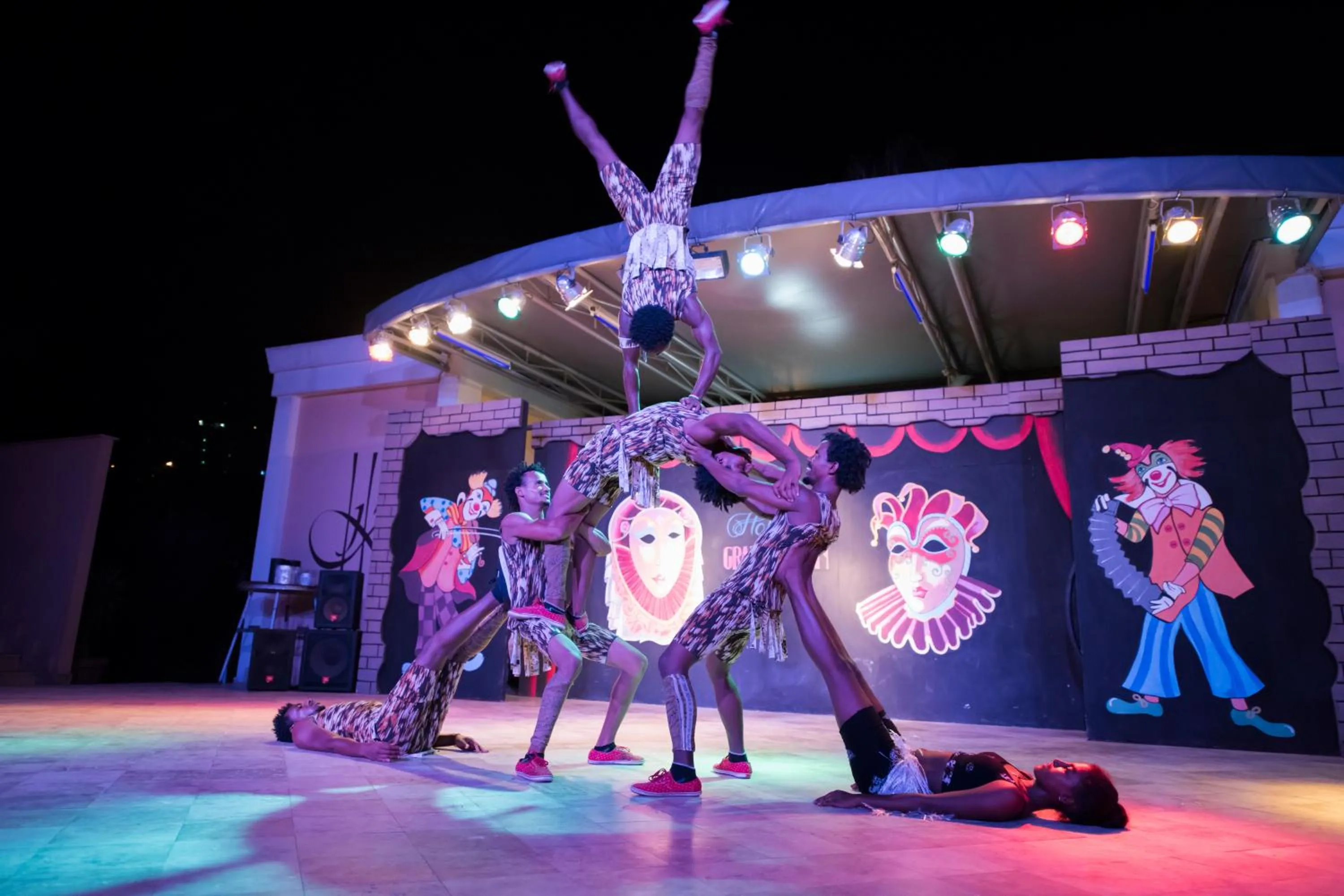 Evening entertainment in Hotel Grand Kaptan - Ultra All Inclusive