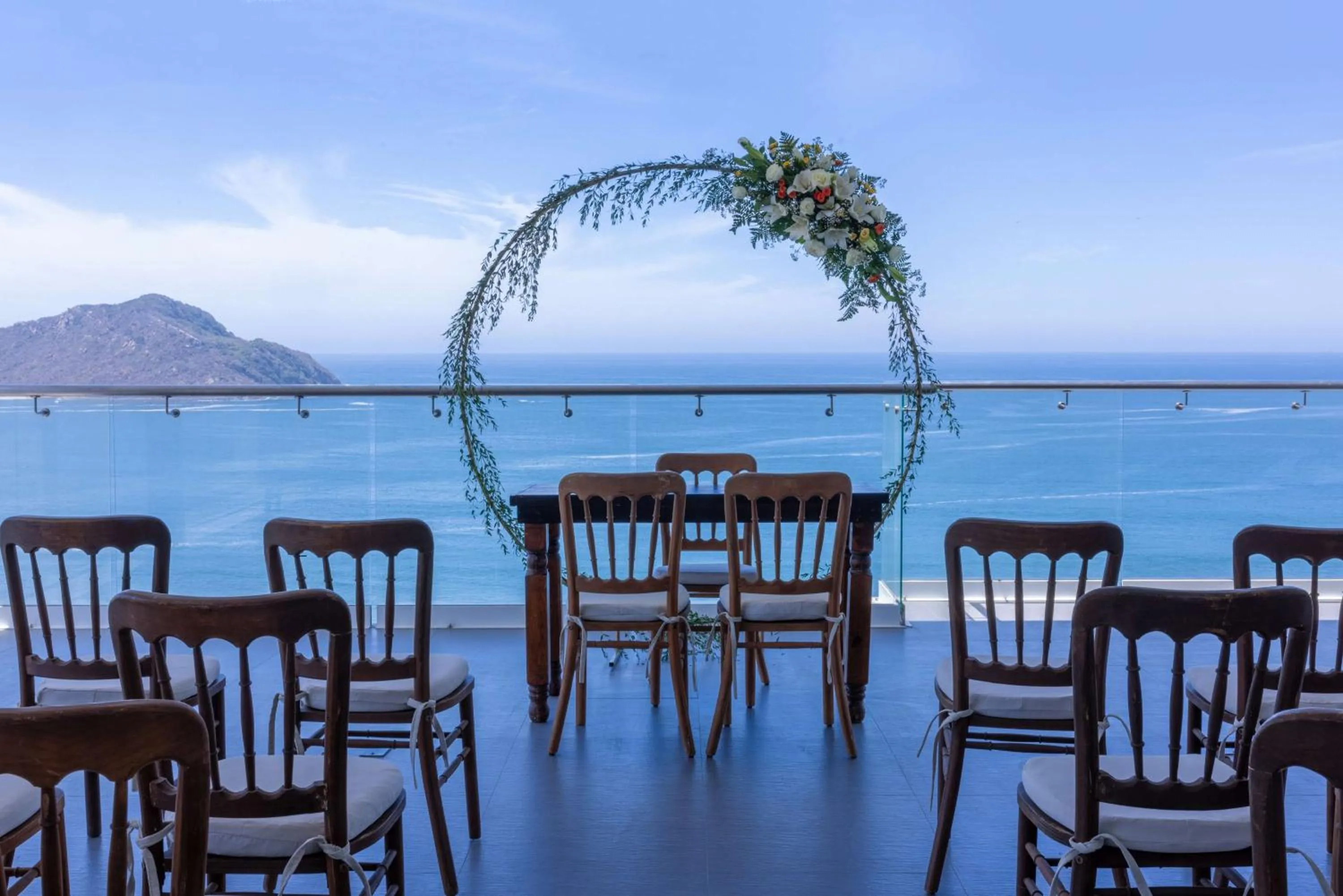 Patio in DoubleTree by Hilton Mazatlan, SIN