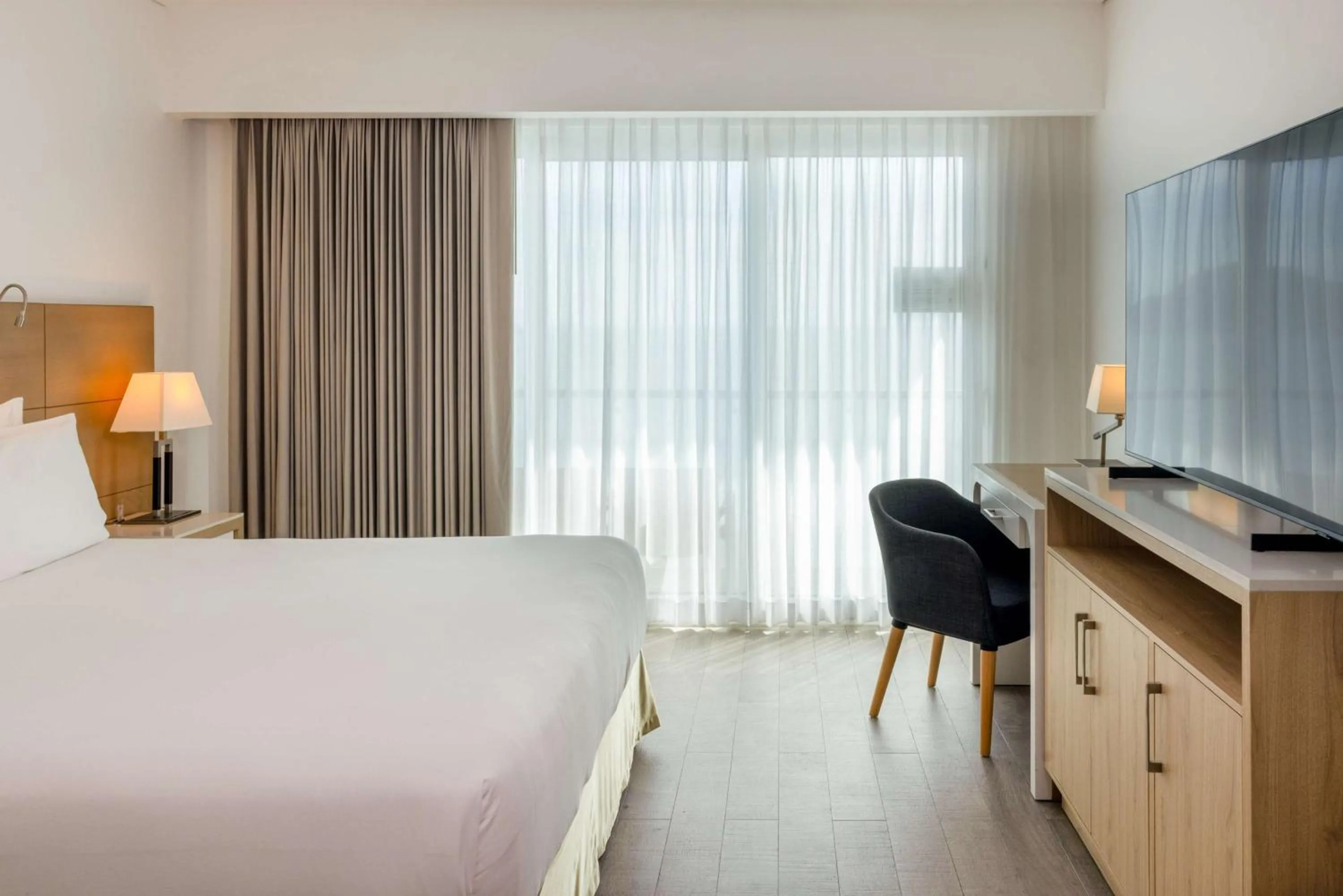 Bed in DoubleTree by Hilton Mazatlan, SIN