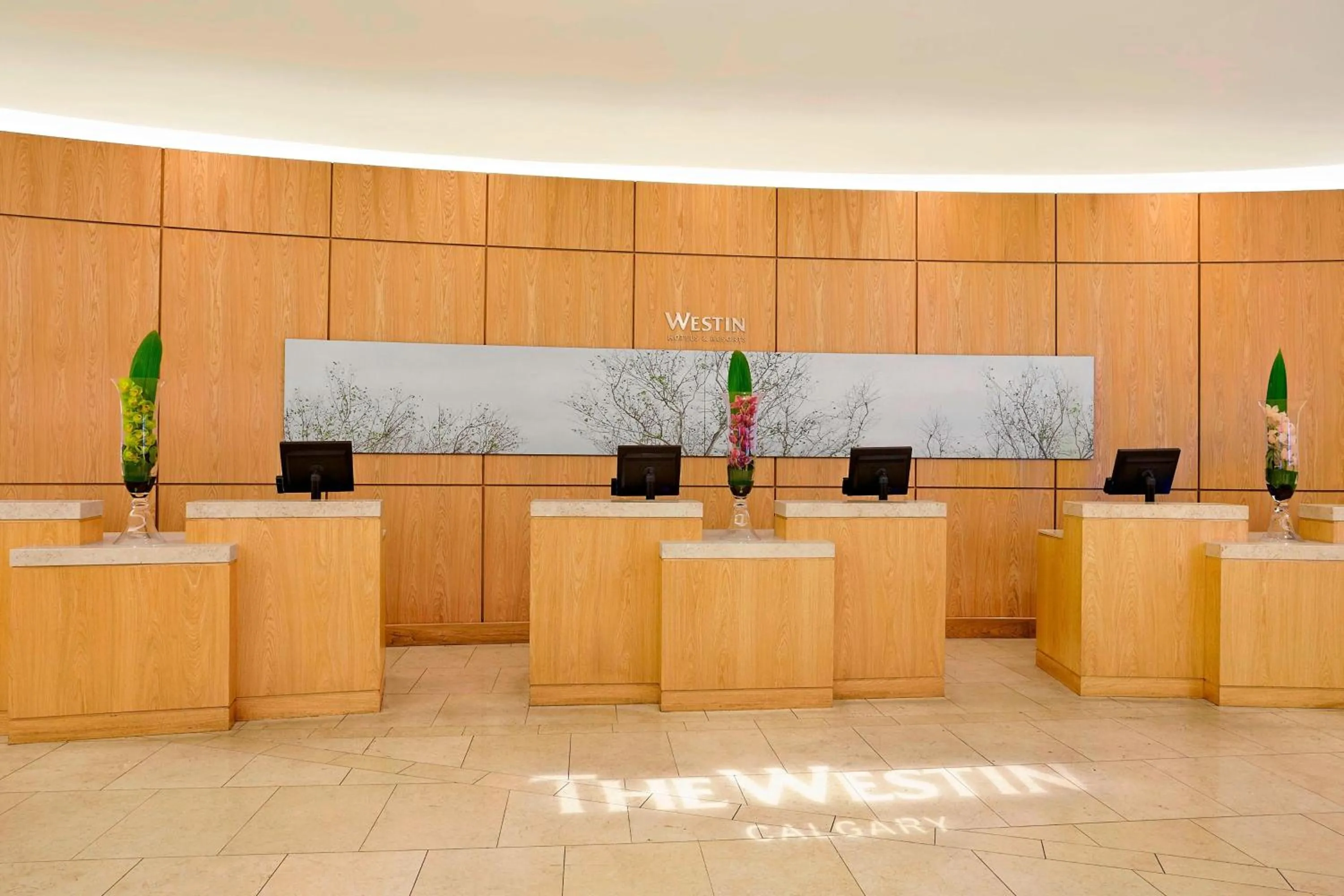 Lobby or reception in The Westin Calgary
