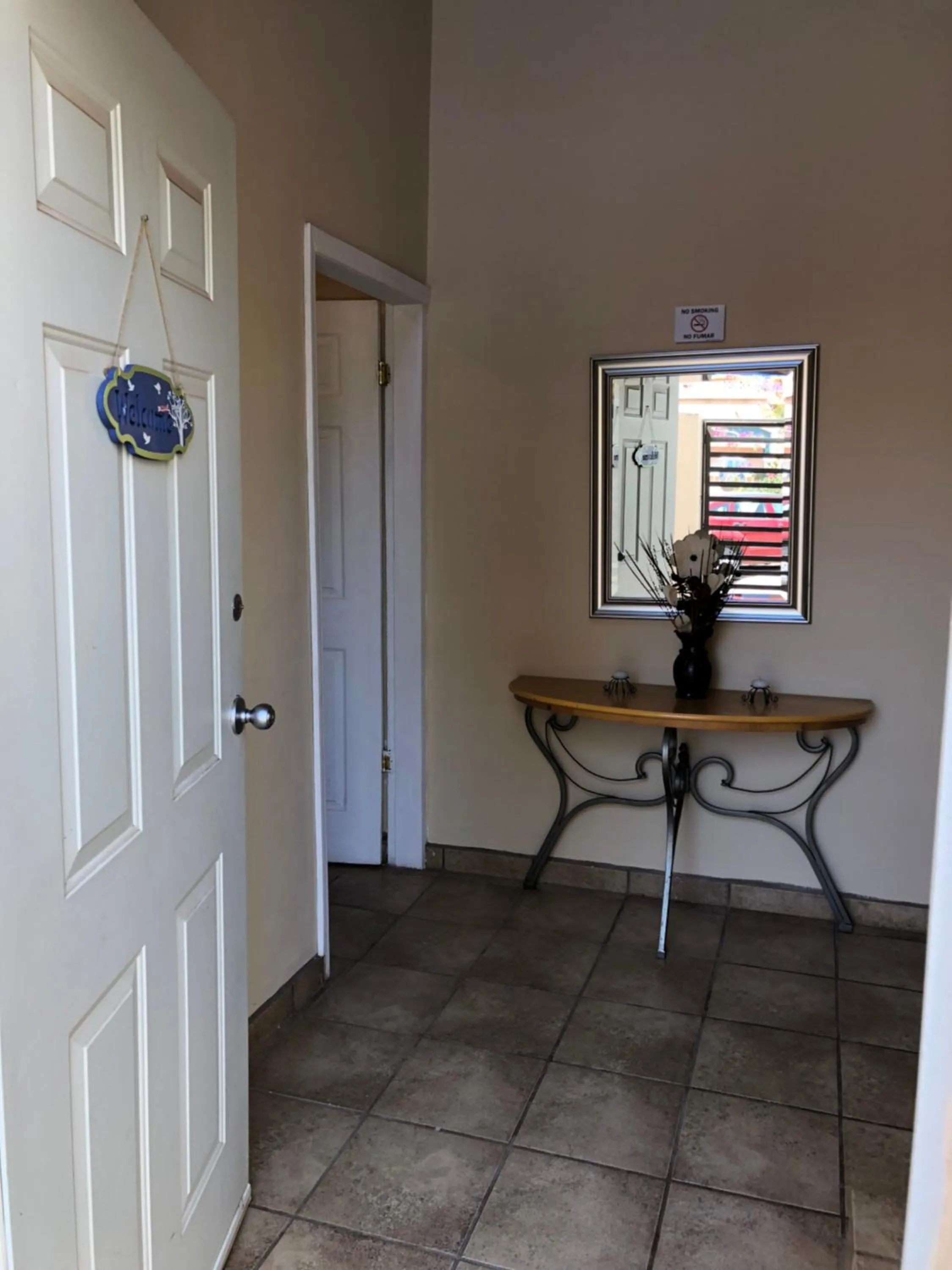 Casa Flores & Flores