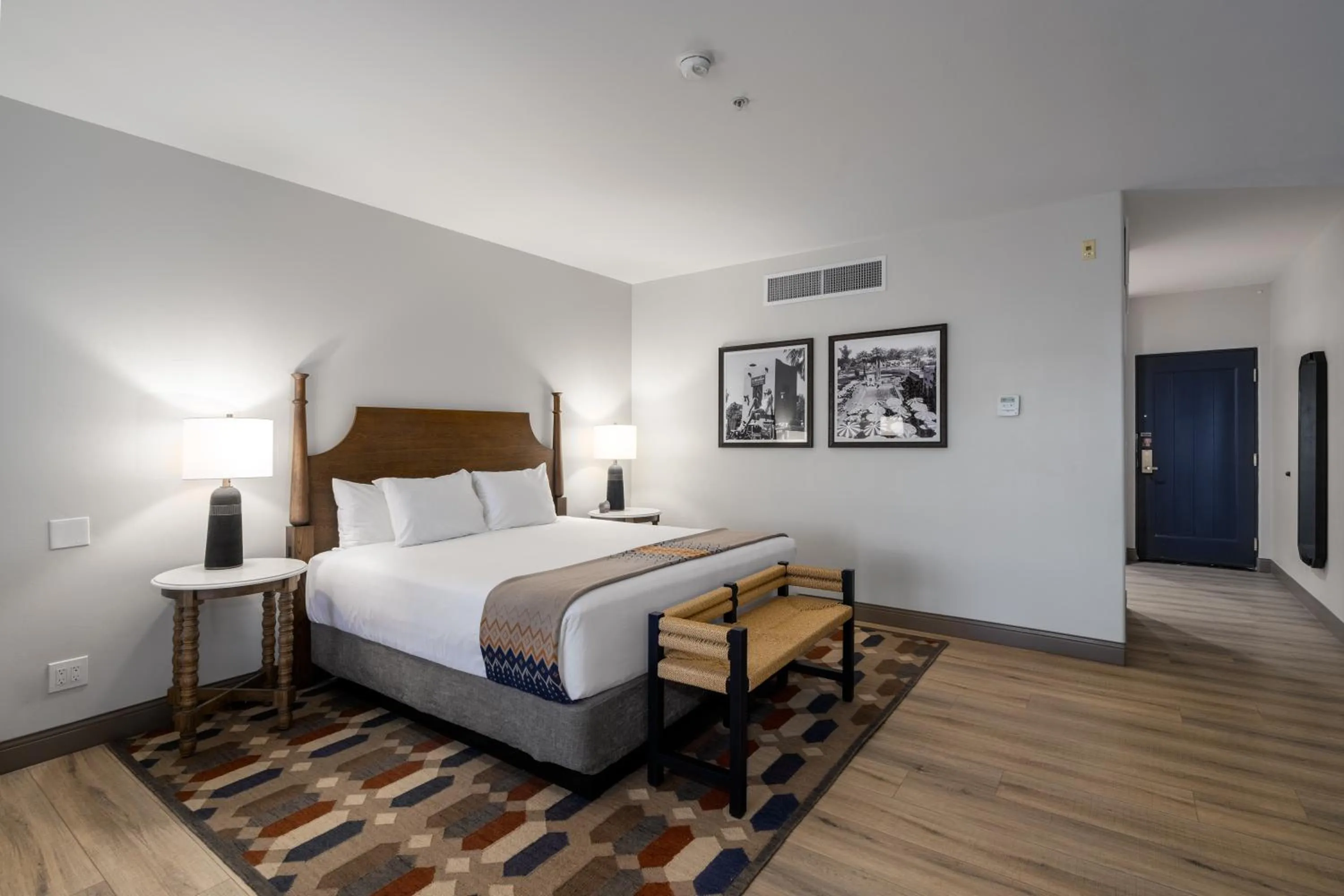 Bedroom, Bed in The Wigwam