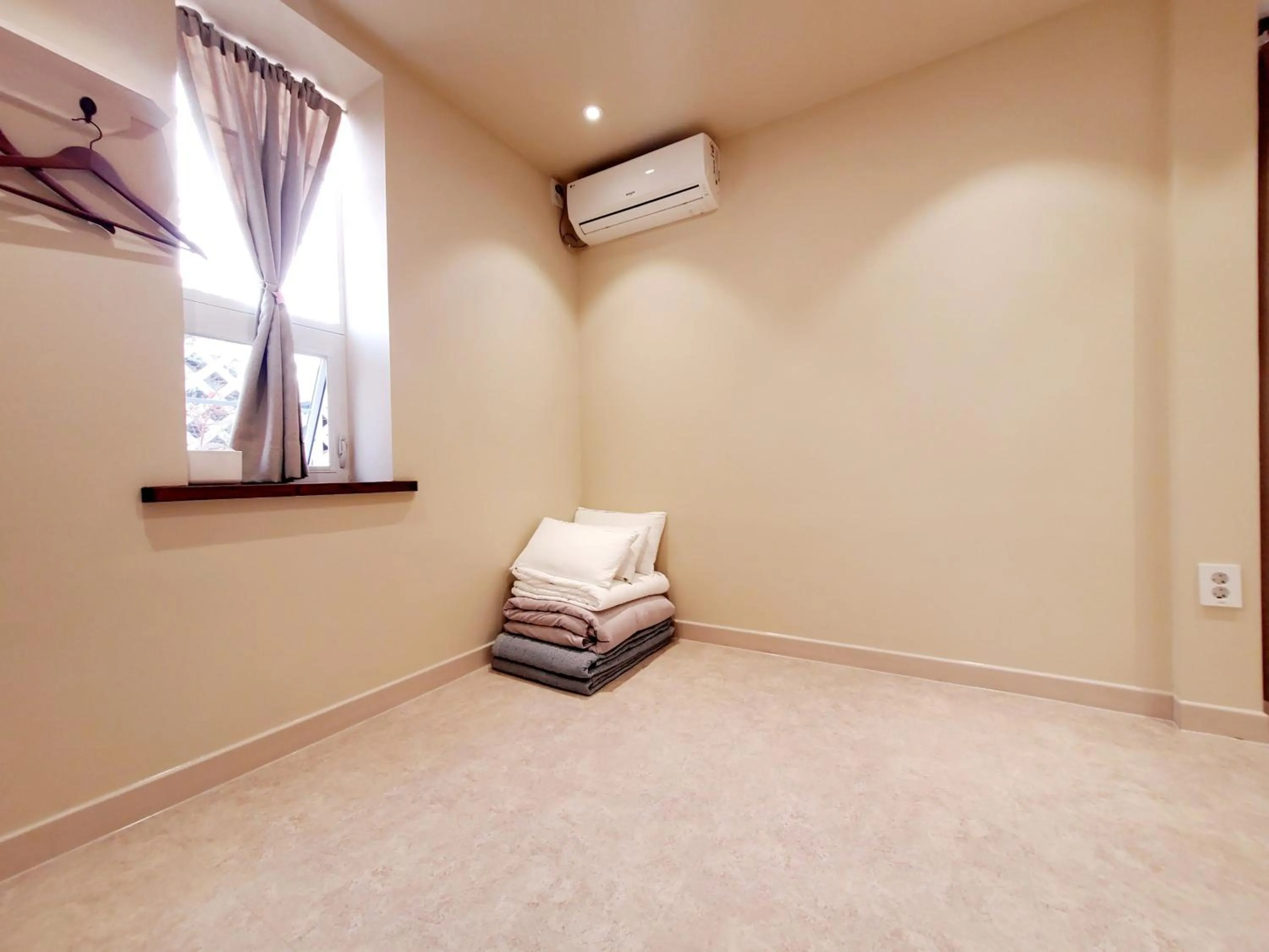 Bedroom in Jeonju Hanok Little Prince