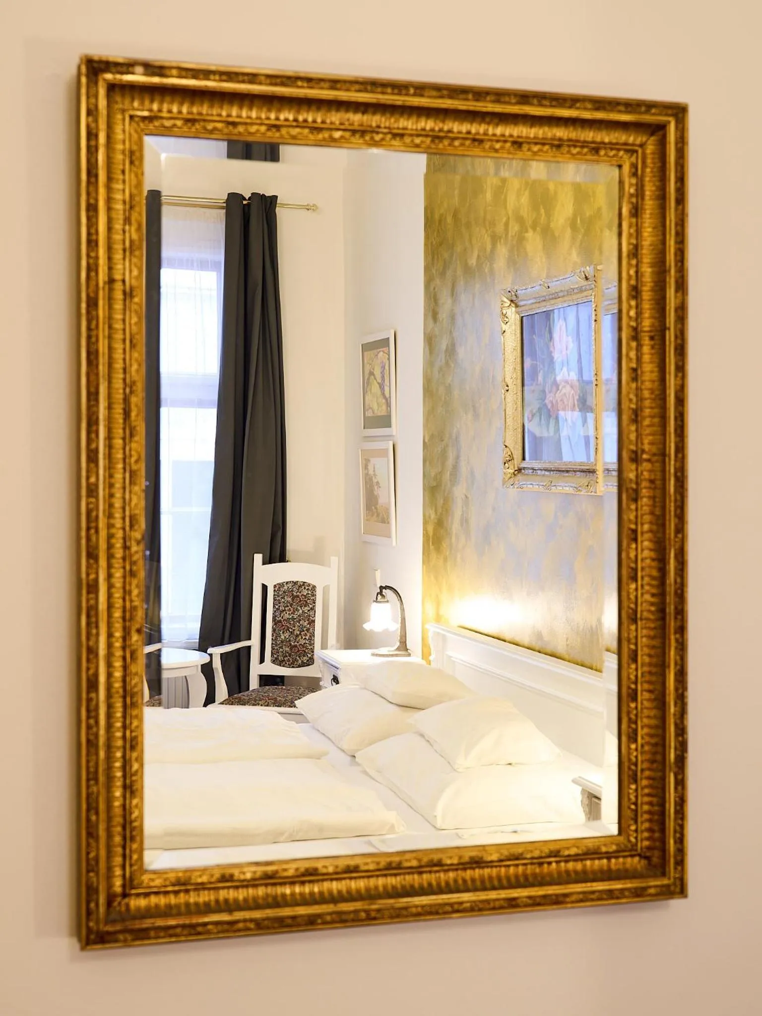 Decorative detail, Bed in Hotel U Zlateho jelena