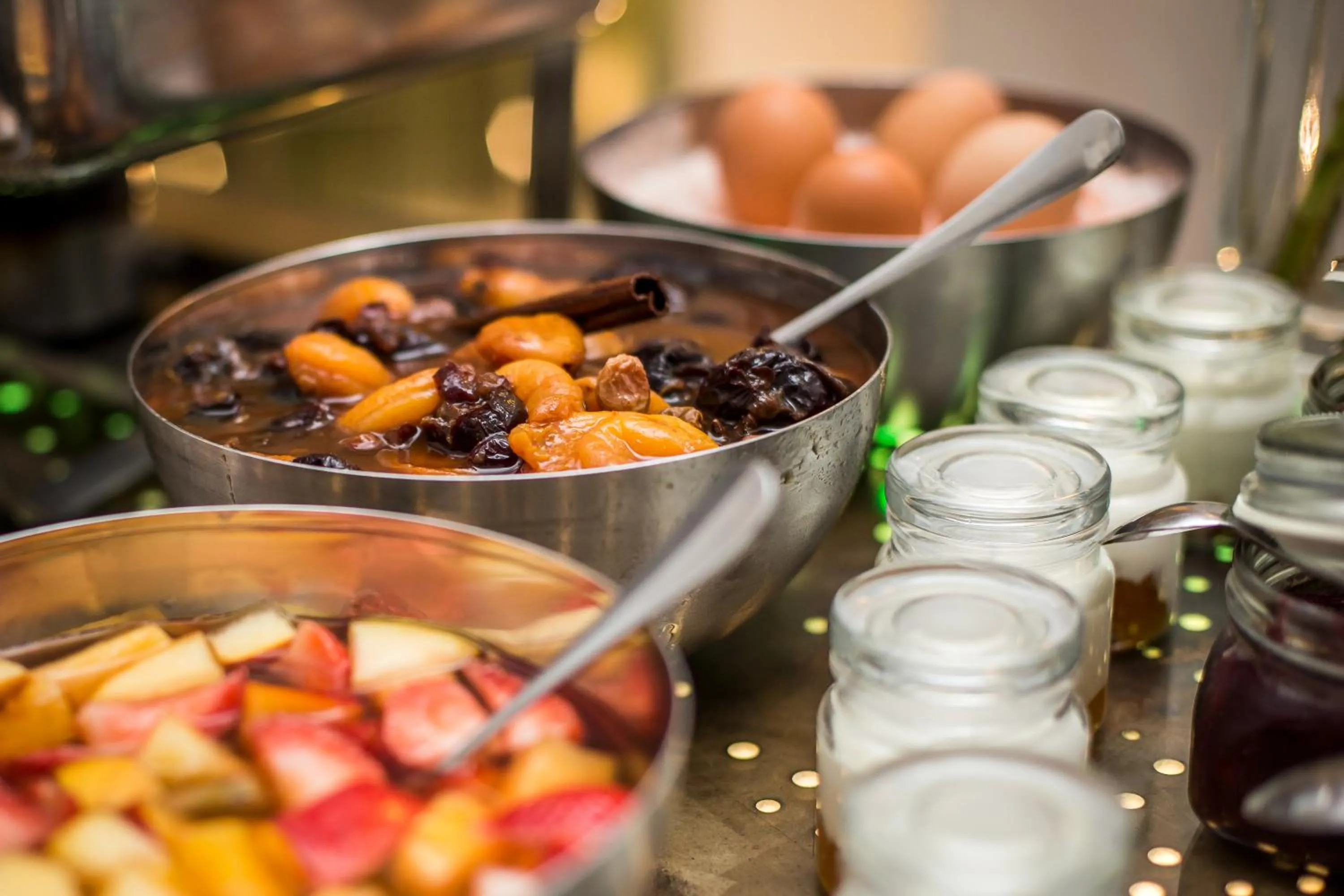 Buffet breakfast in Hotel U Zlateho jelena