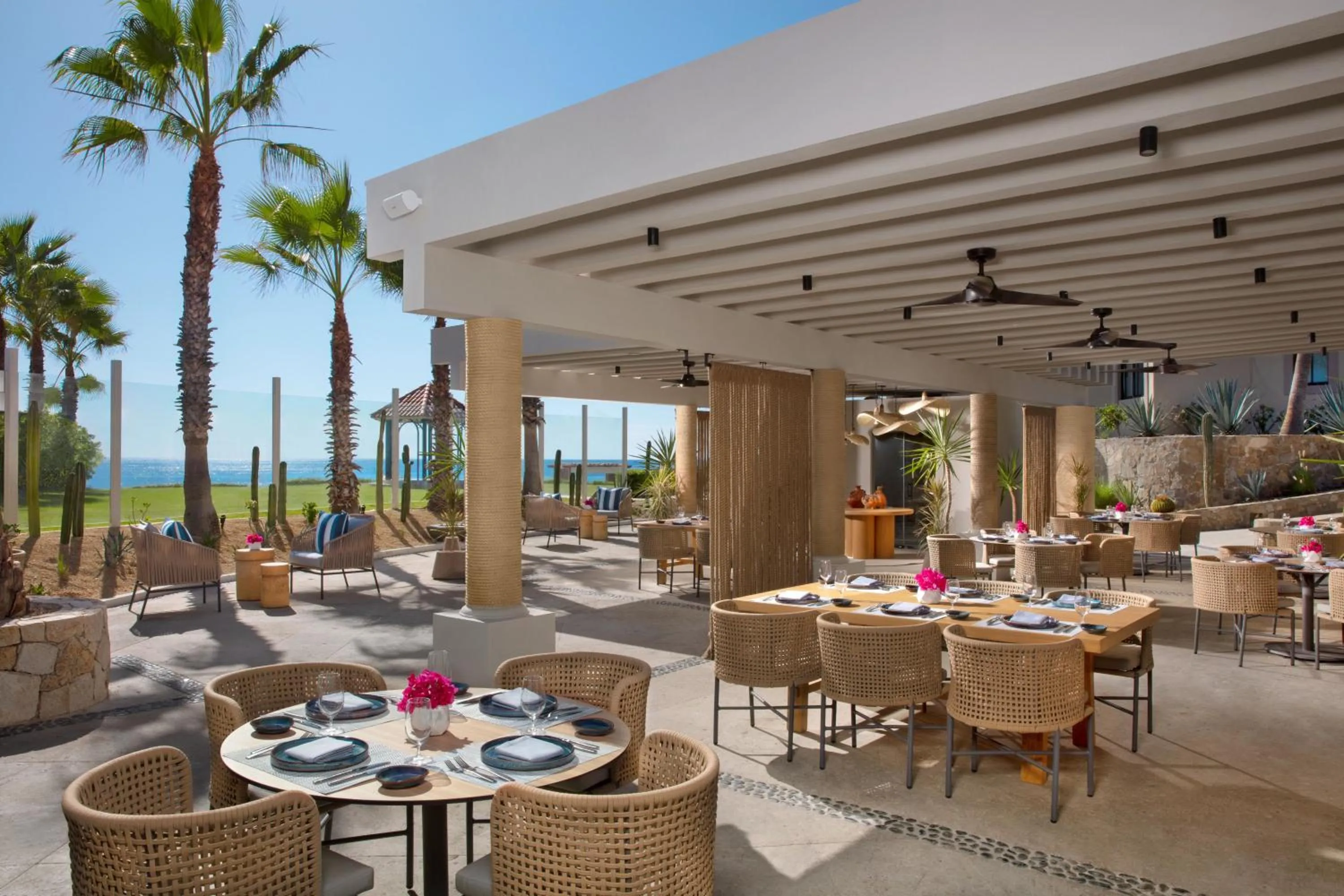 Restaurant/places to eat in Dreams Los Cabos Suites Golf Resort & Spa