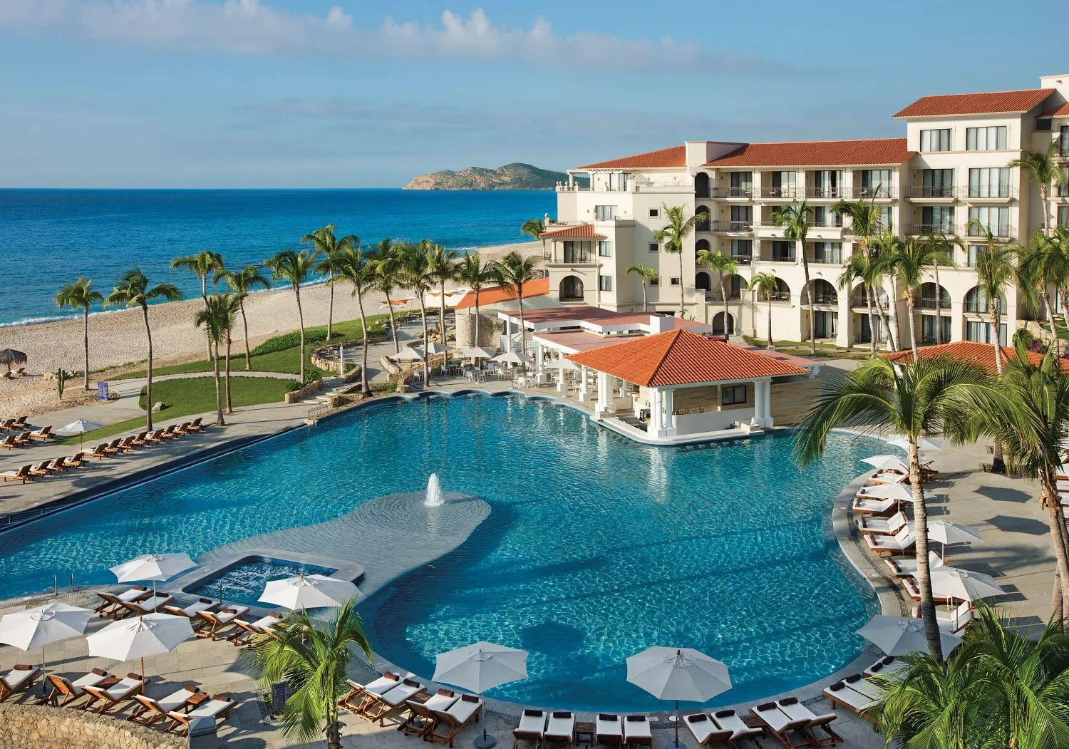 Property building in Dreams Los Cabos Suites Golf Resort & Spa