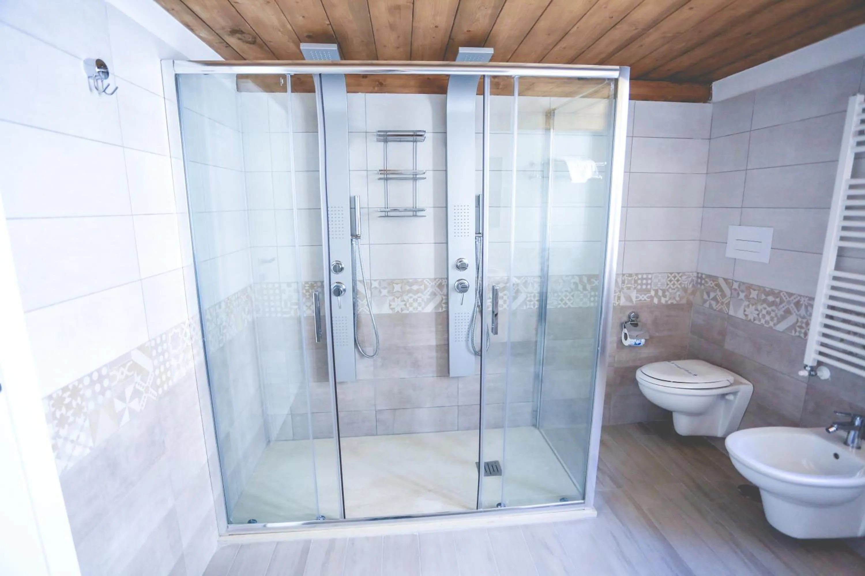 Bathroom in IL VIAGGIATORE VIA INDIPENDENZA B&B