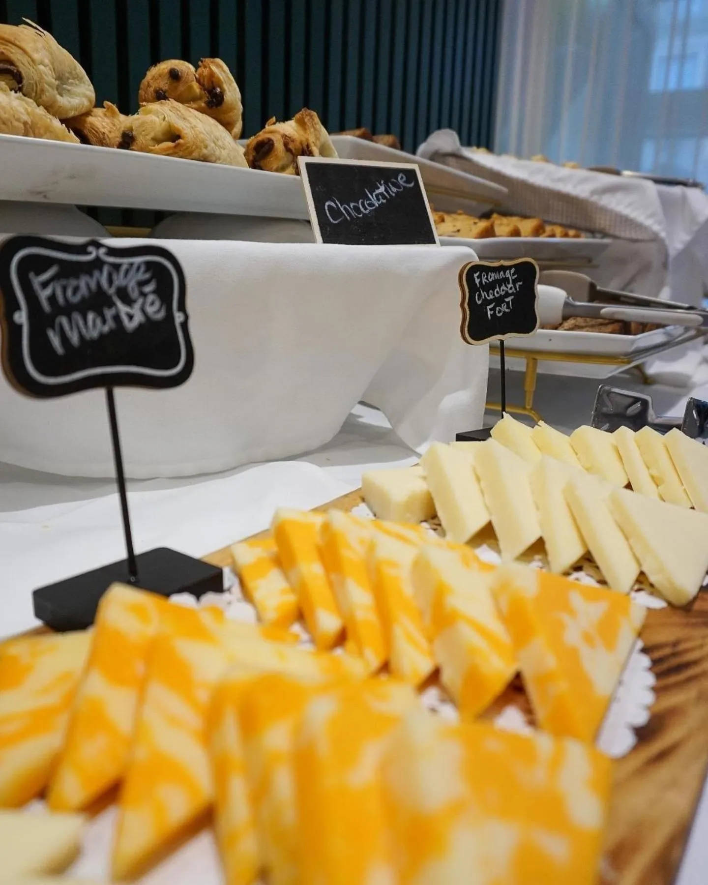 Breakfast in Le St-Martin Hotel Centre-ville – Hotel Particulier