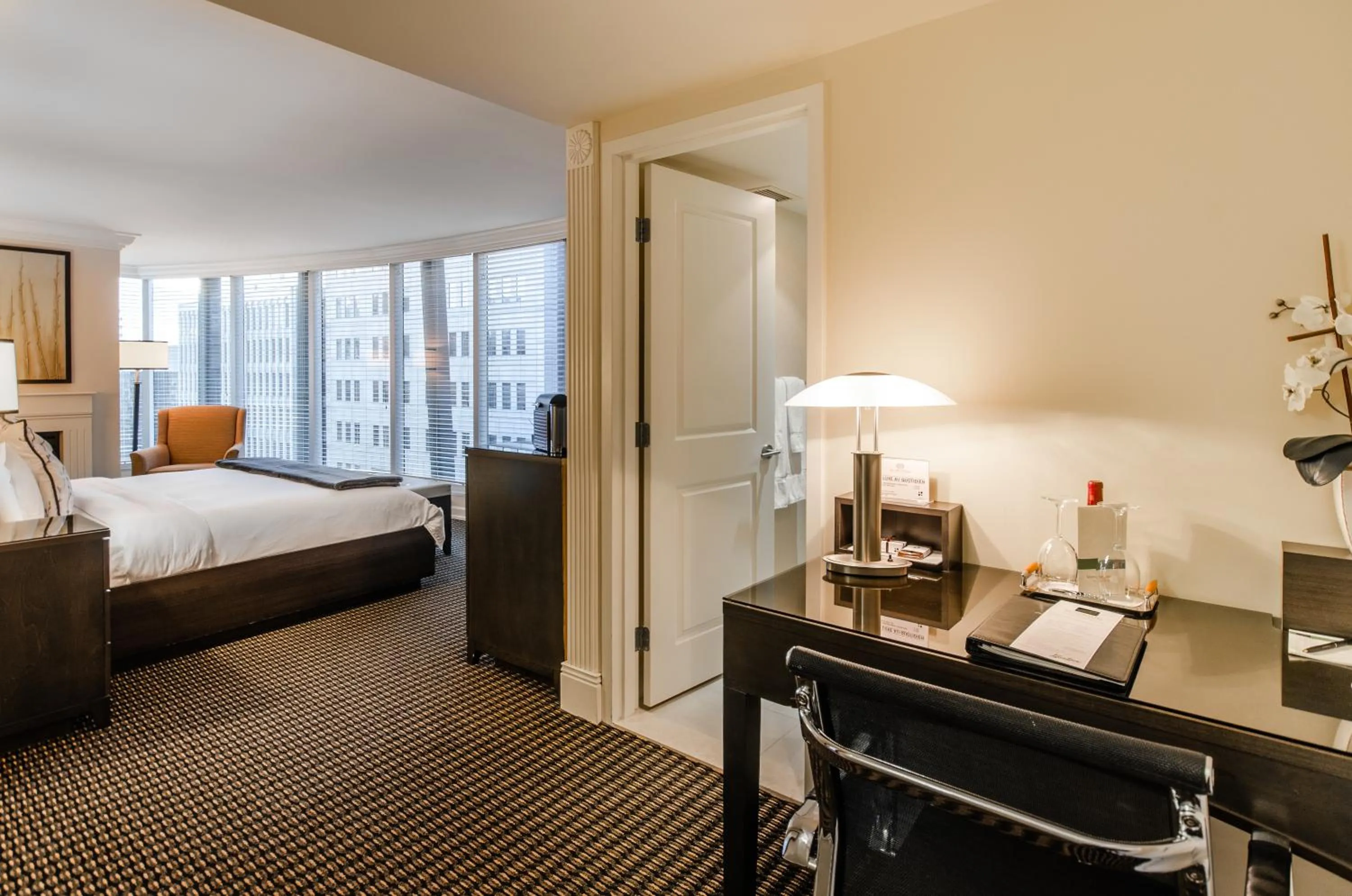 Bedroom, Bed in Le St-Martin Hotel Centre-ville – Hotel Particulier