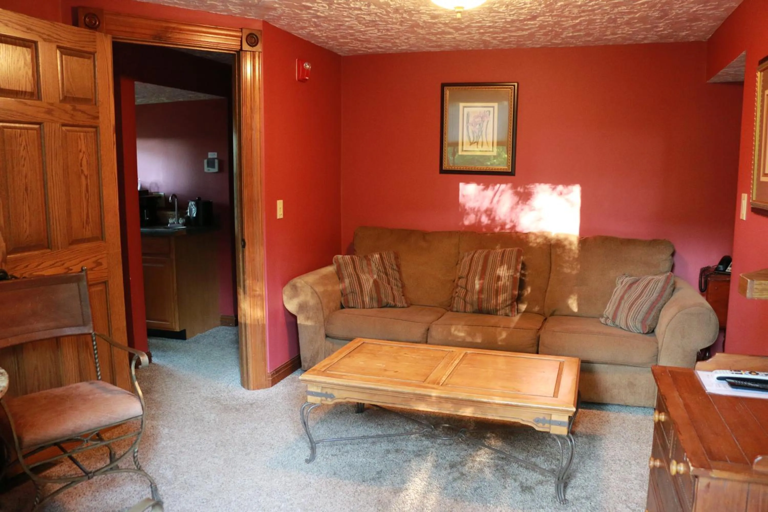 Landoll's Mohican Castle