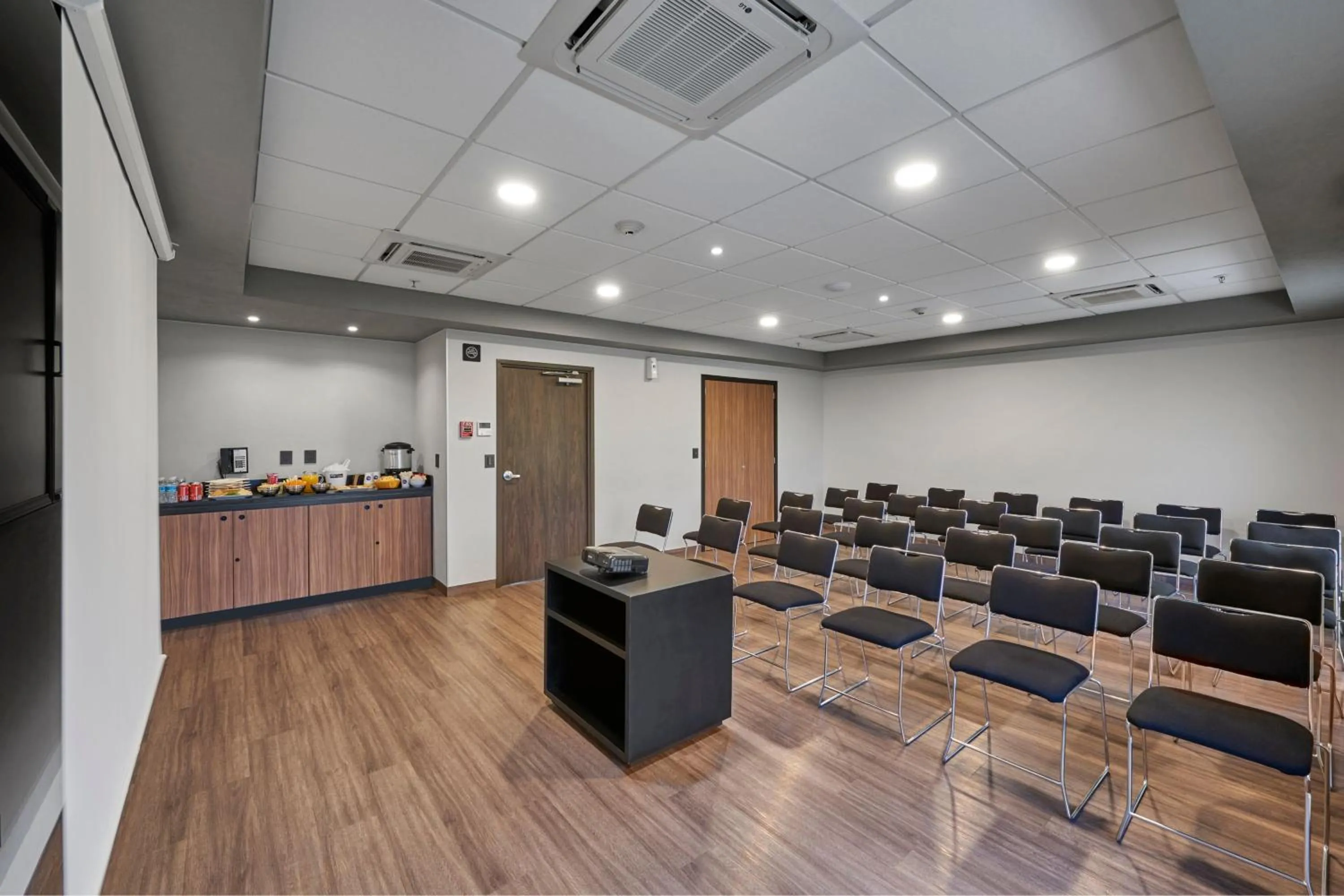 Meeting/conference room in City Express by Marriott Tampico Altamira