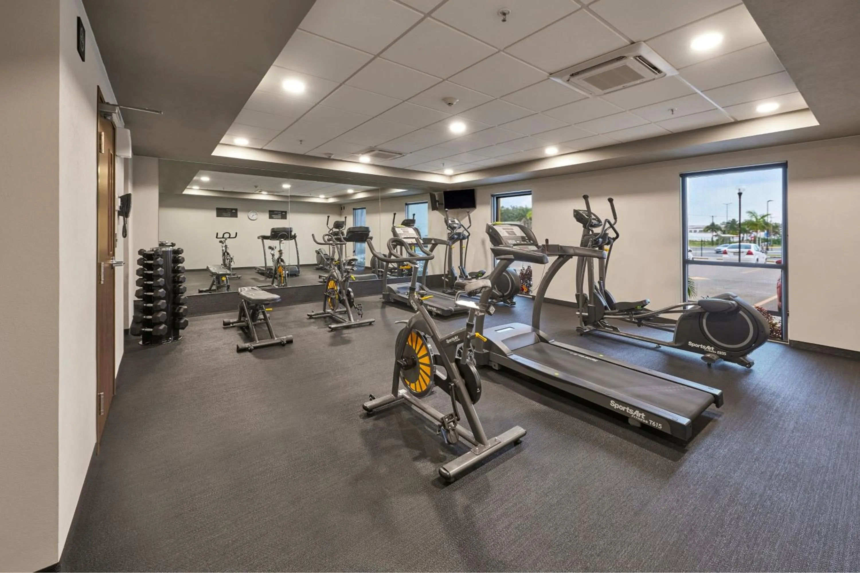Fitness centre/facilities in City Express by Marriott Tampico Altamira