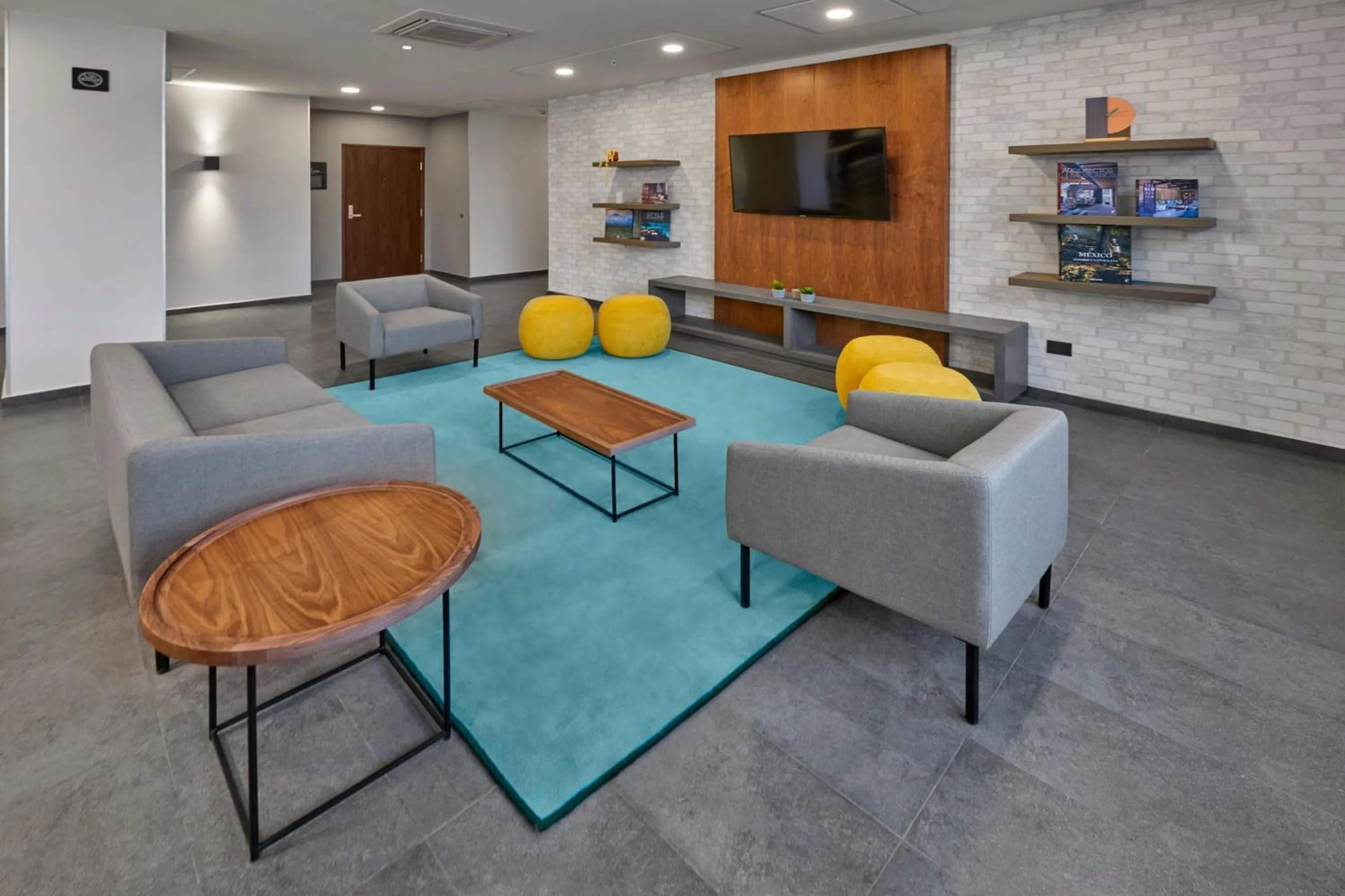 Lobby or reception in City Express by Marriott Tampico Altamira