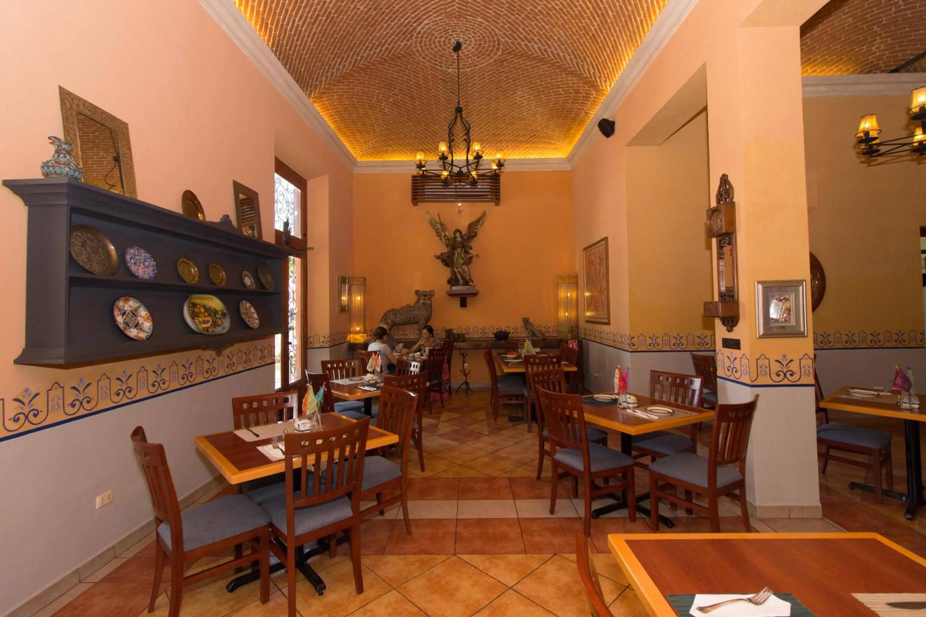 Restaurant/places to eat in Hotel Boutique Casa San Angel