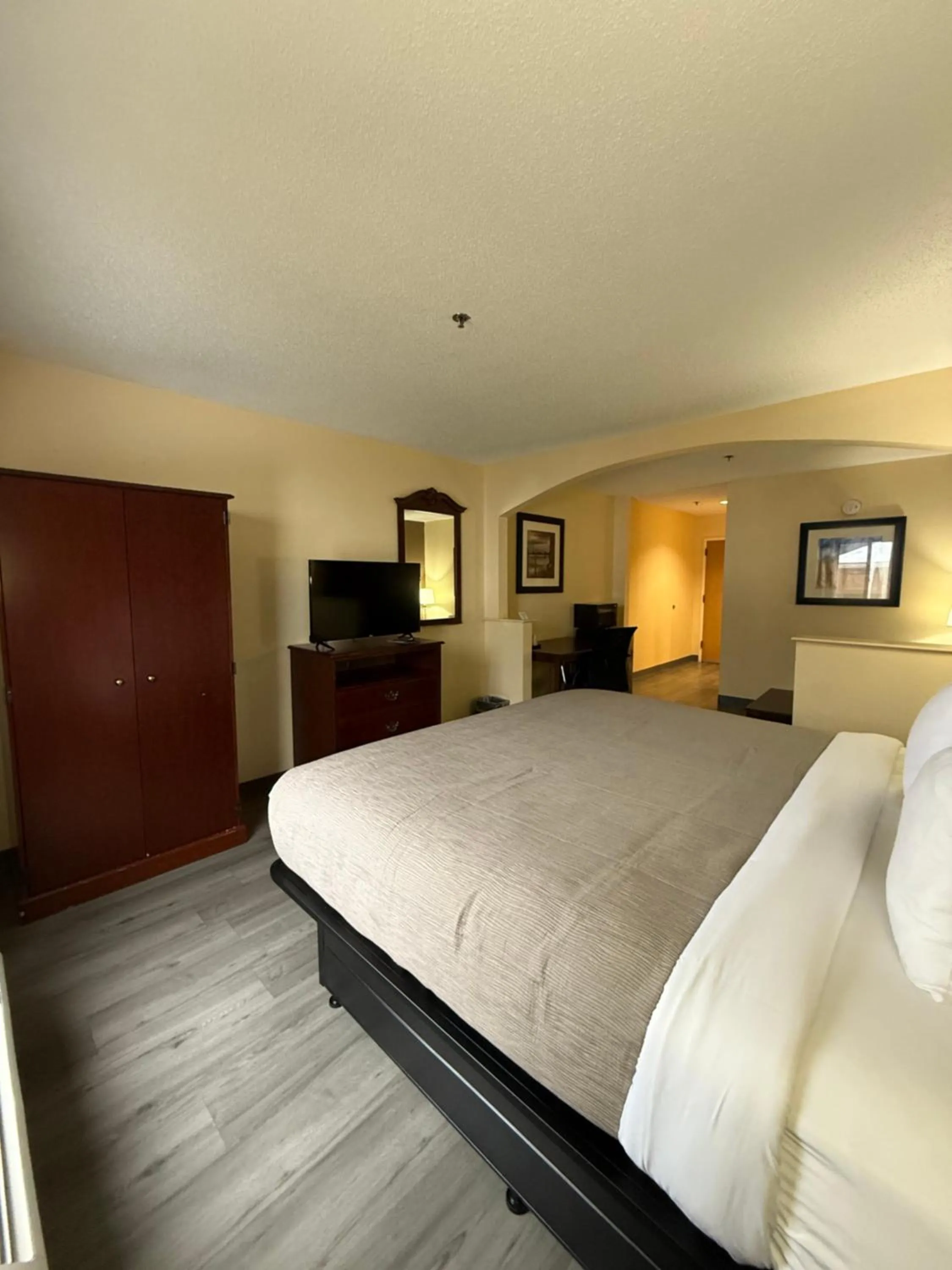Bed in Quality Inn & Suites Exmore - Eastern Shore