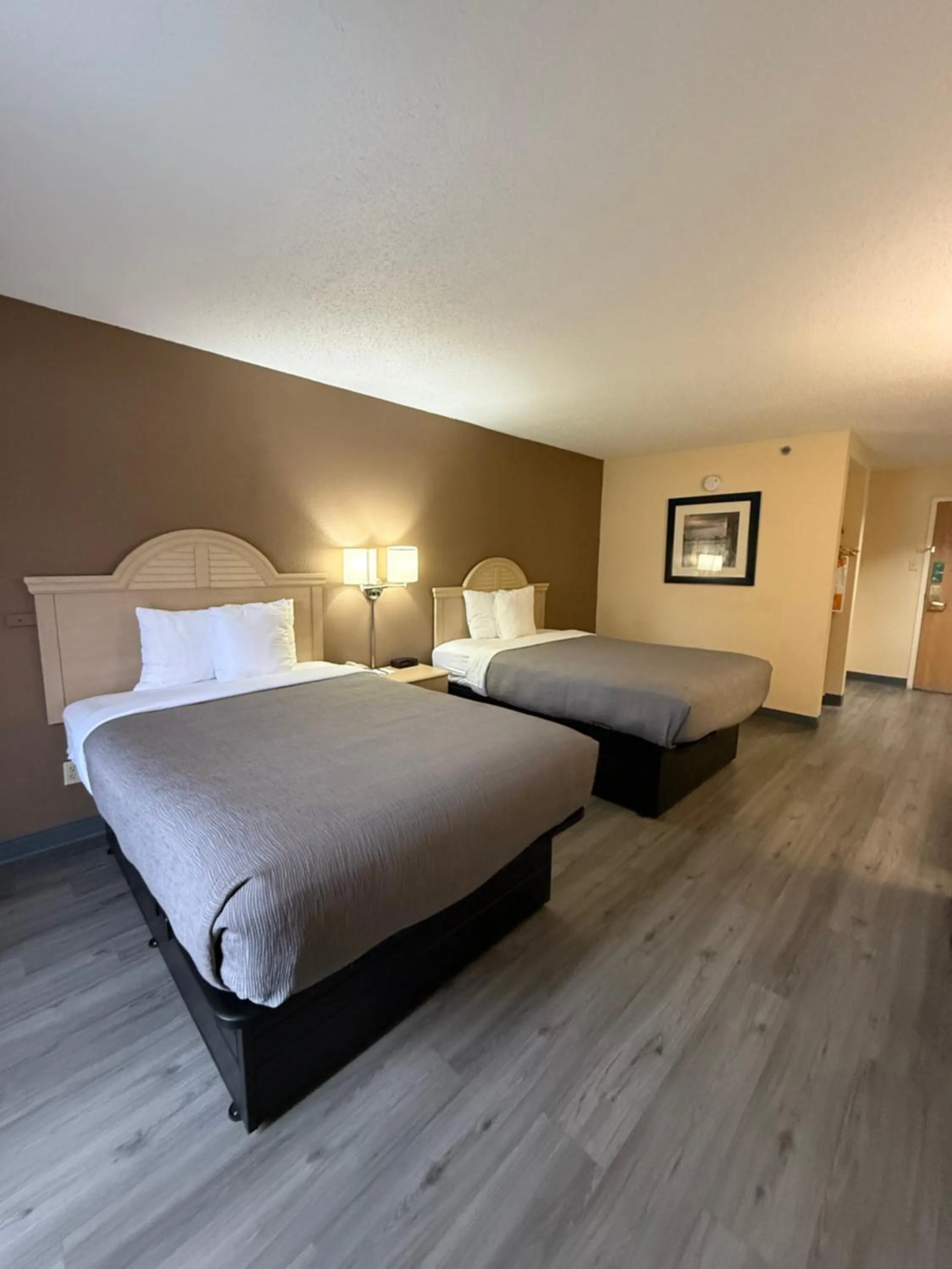Bed in Quality Inn & Suites Exmore - Eastern Shore