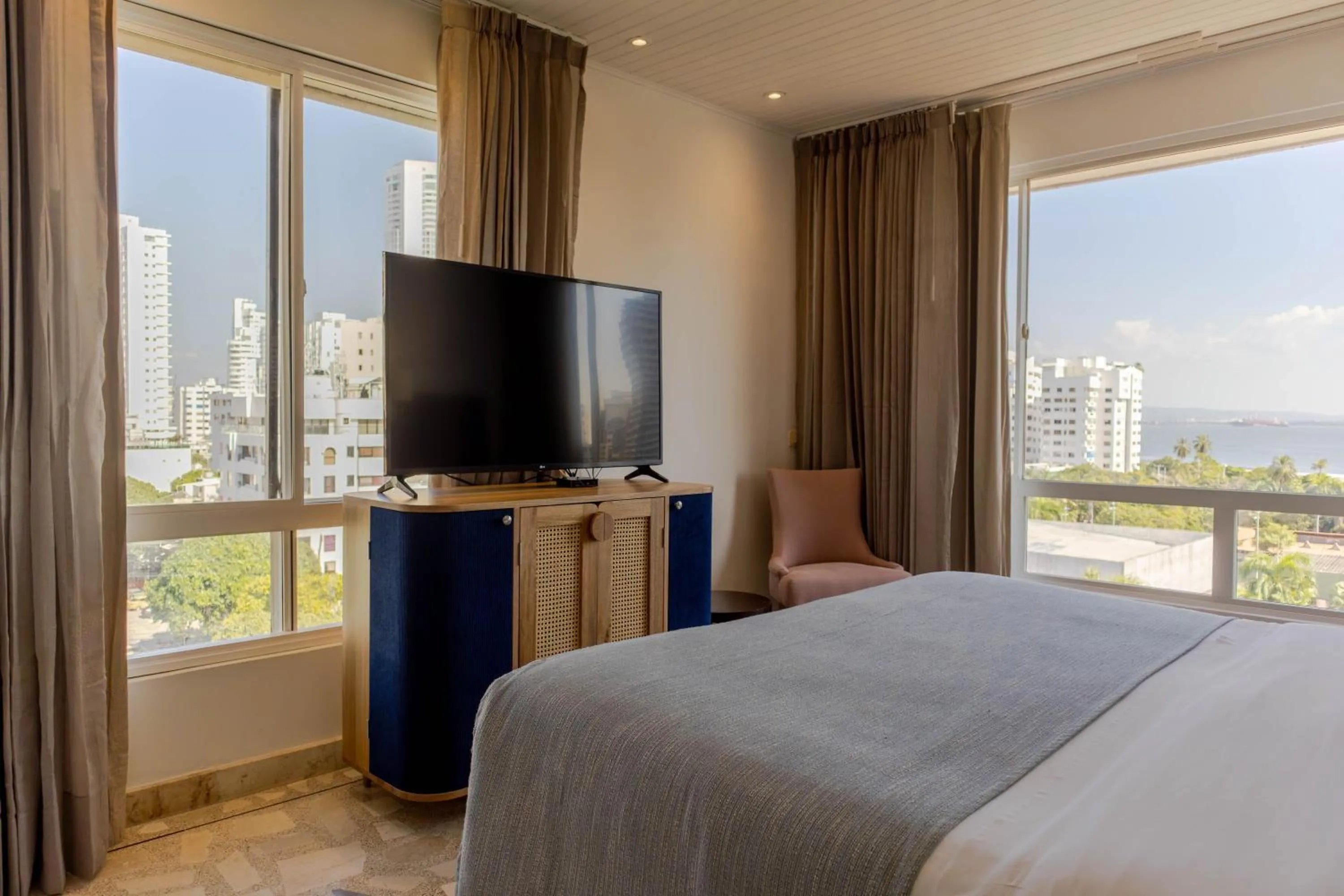 TV and multimedia, Bed in Hotel Caribe by Faranda Grand, a member of Radisson Individuals