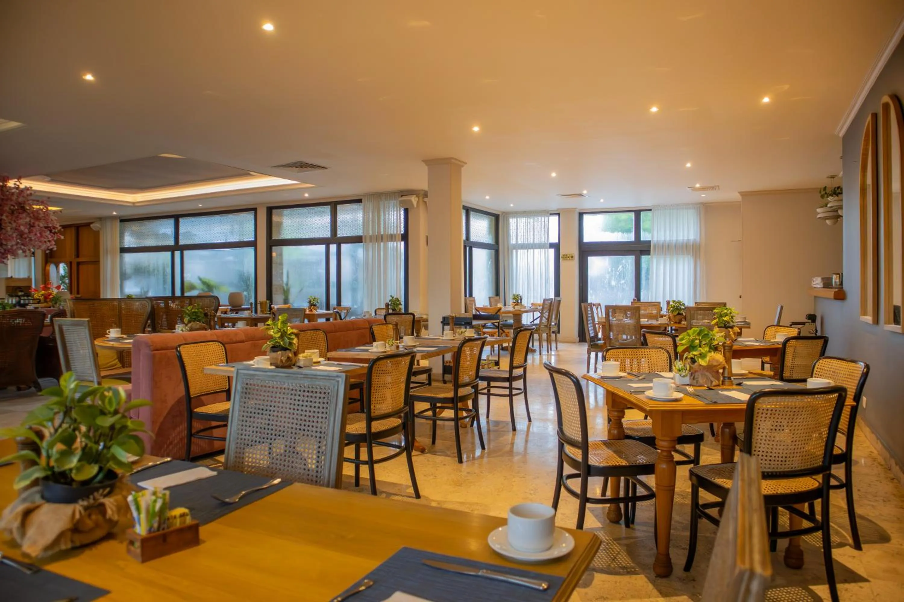 Restaurant/places to eat in Hotel Caribe by Faranda Grand, a member of Radisson Individuals