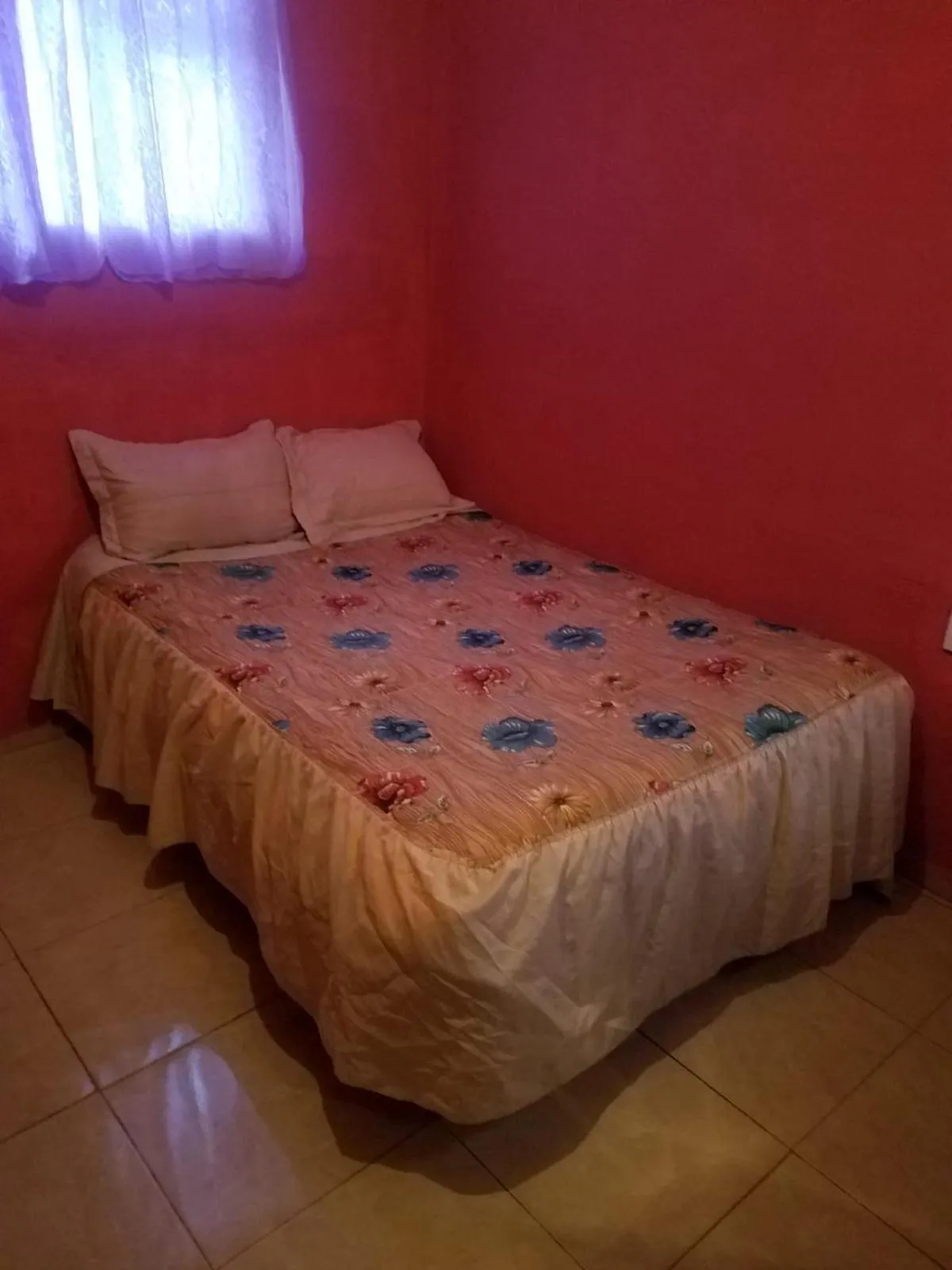 Bedroom, Bed in Hospedaje Barato Mi Casita de Colores