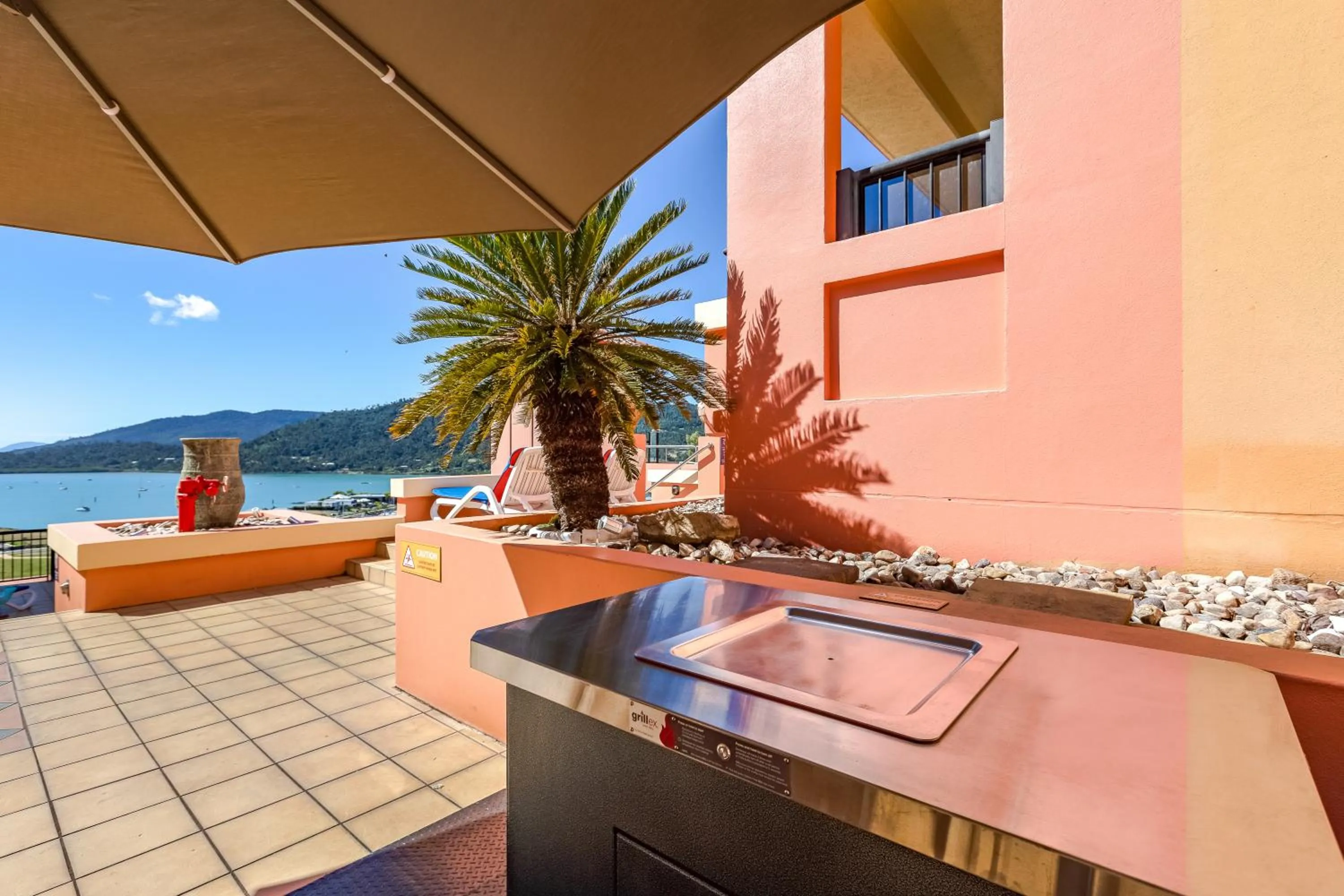 BBQ facilities in Martinique Whitsunday Resort