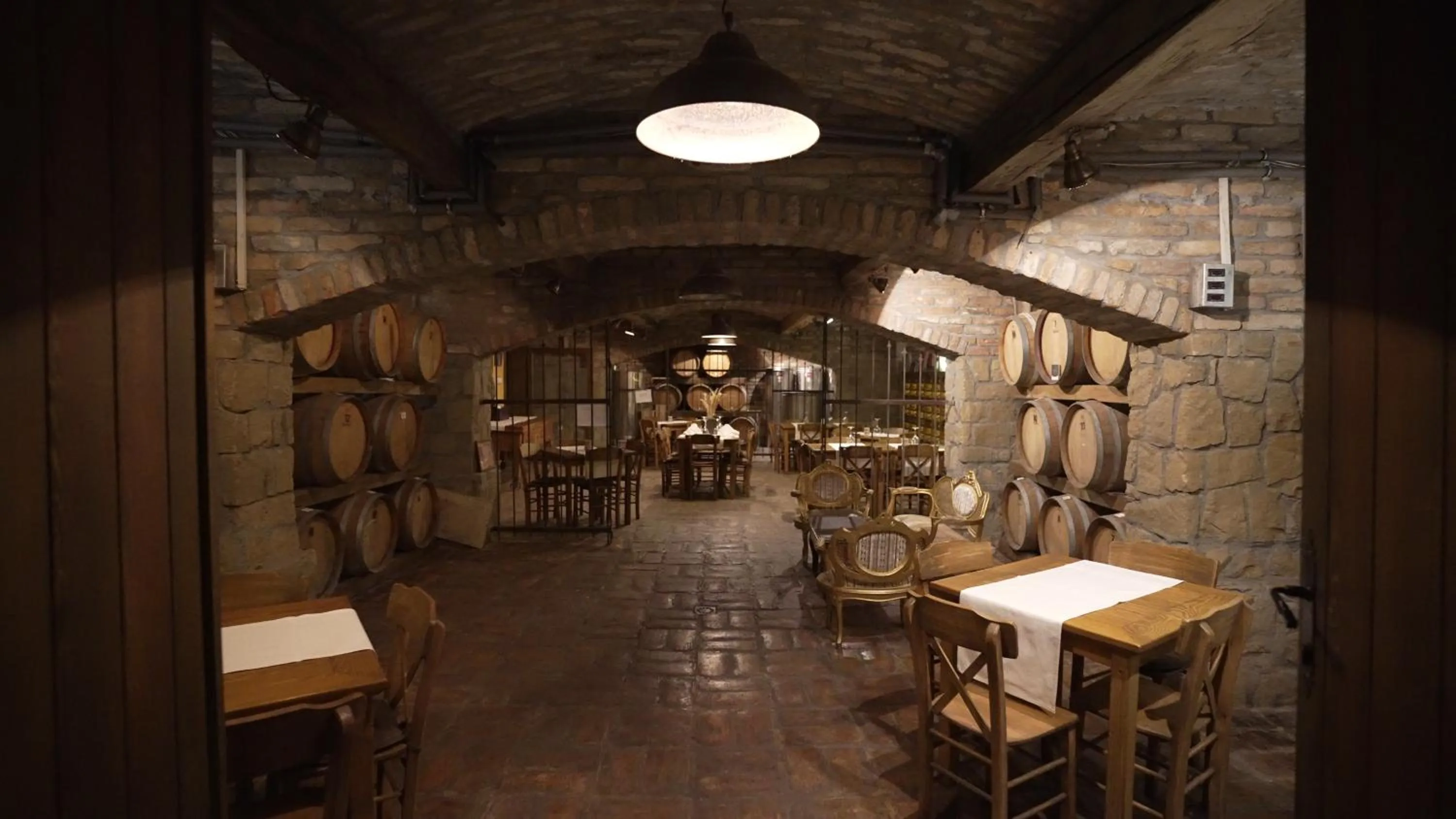 Garni Hotel Chicha - Winery ŠKRBIĆ