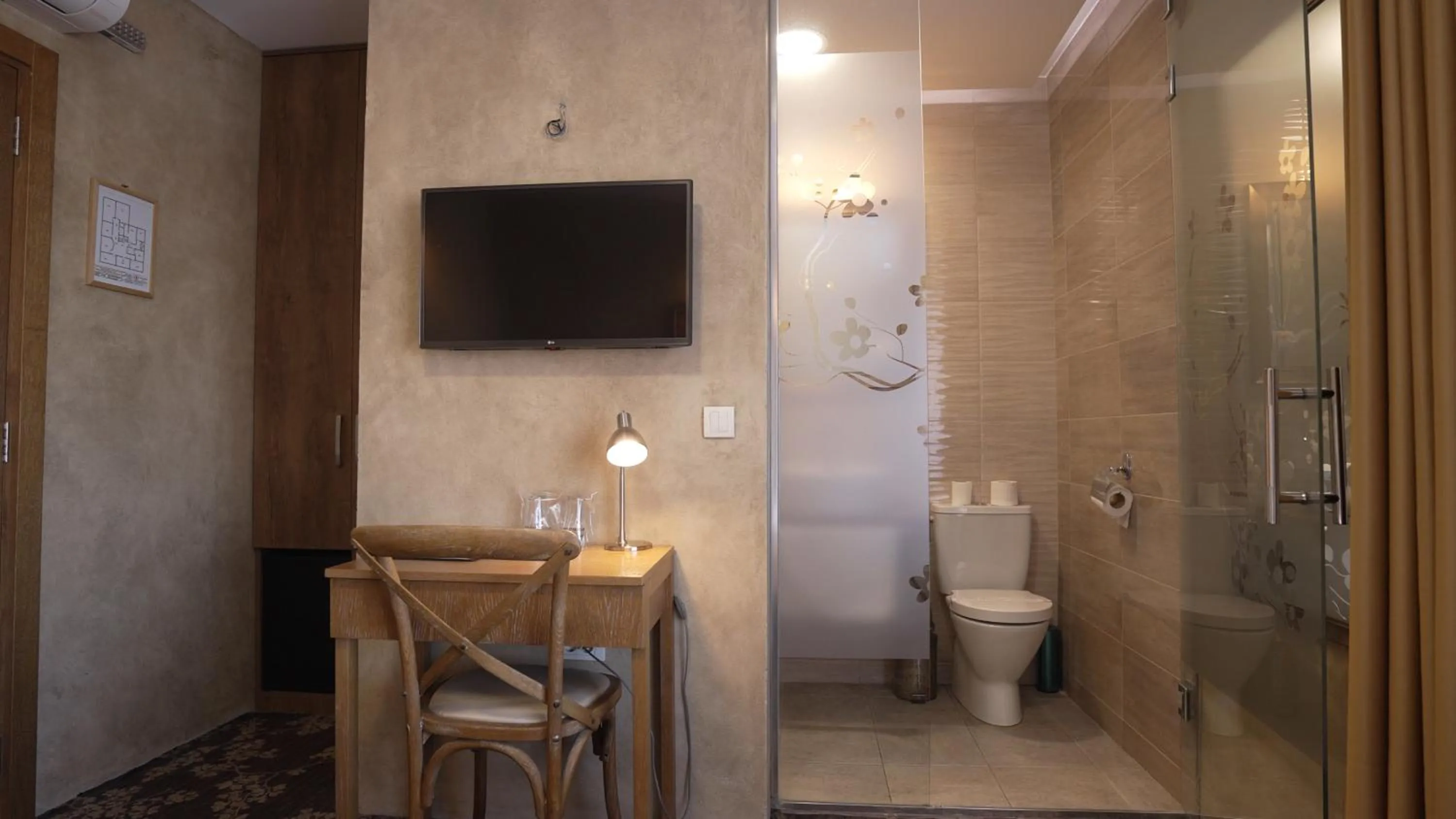 Garni Hotel Chicha - Winery ŠKRBIĆ