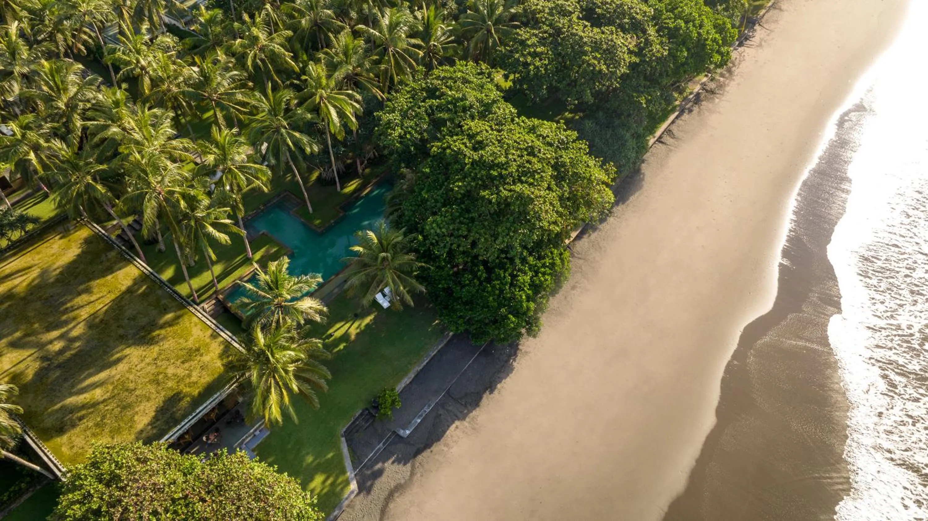 Swimming pool in Kelapa Retreat & Spa