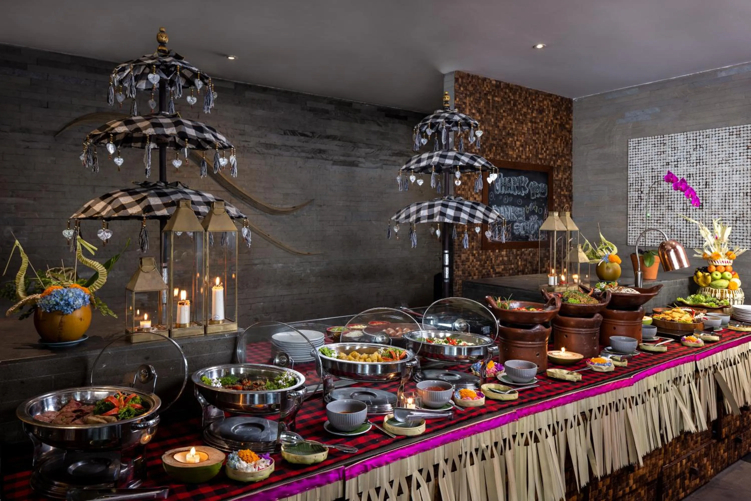 Restaurant/places to eat in Kelapa Retreat & Spa