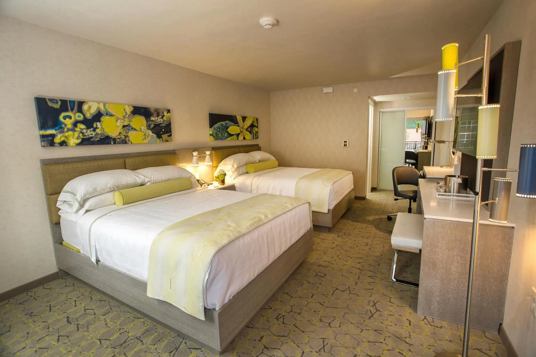 Bedroom, Bed in The Fredonia Hotel