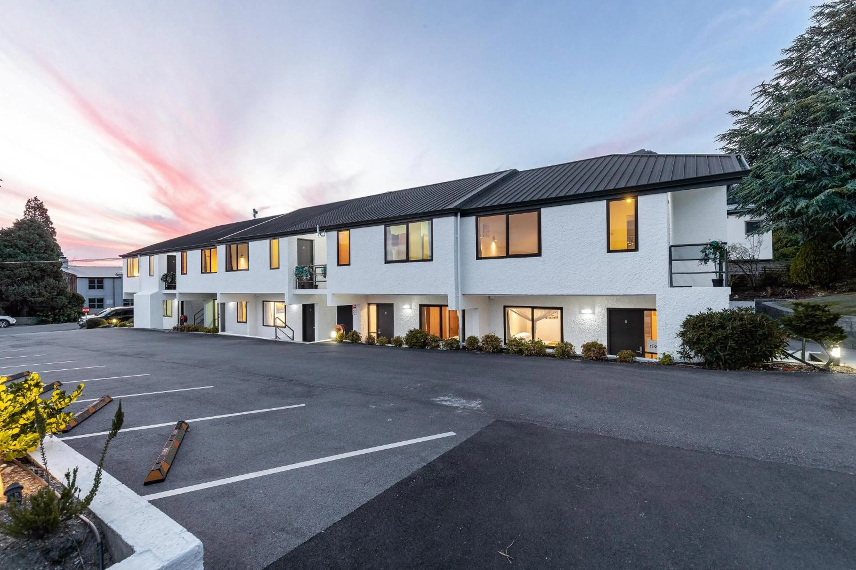 Property building in Amity Serviced Apartments