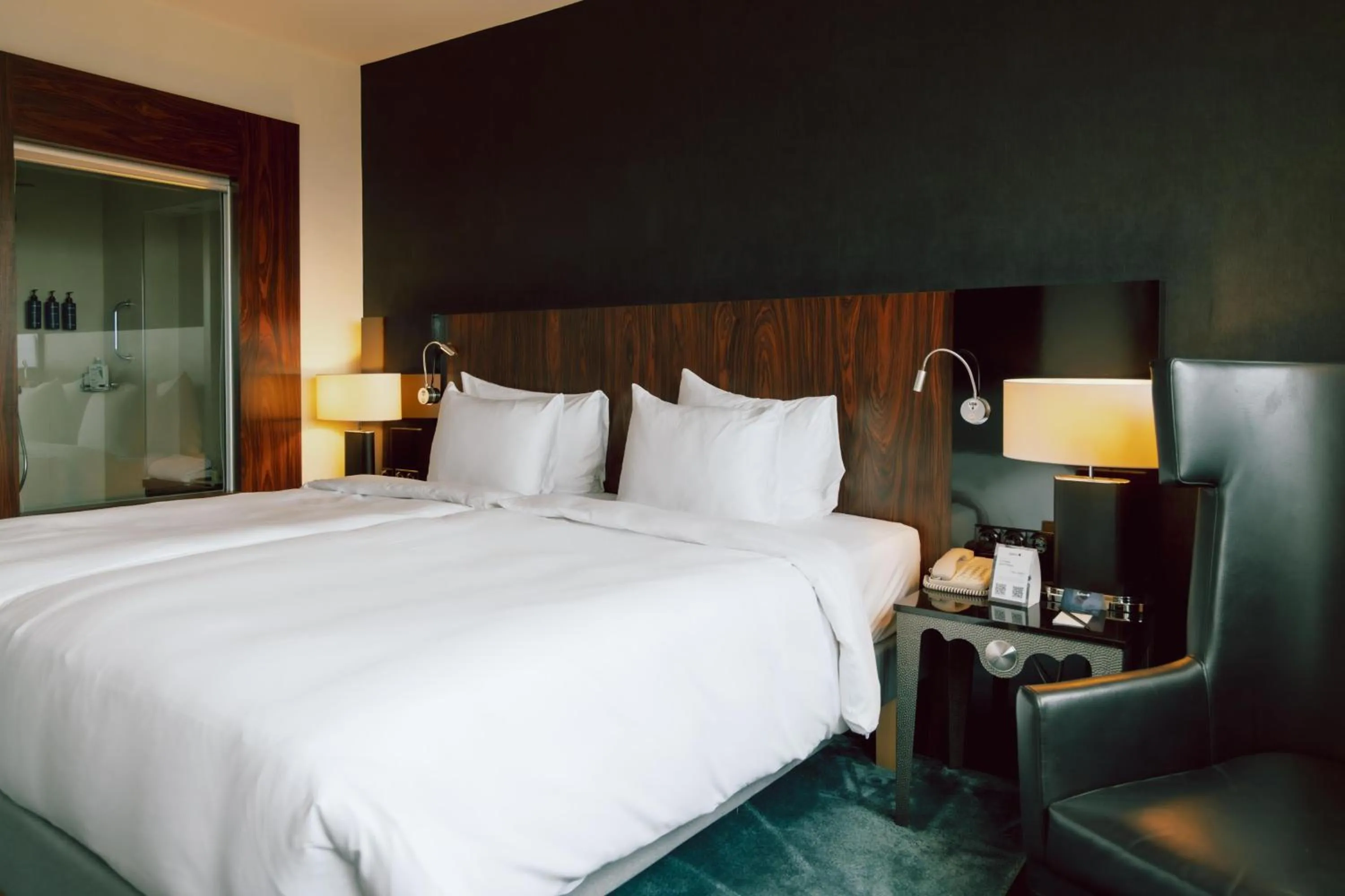 Bedroom, Bed in Radisson Blu Hotel, Hamburg