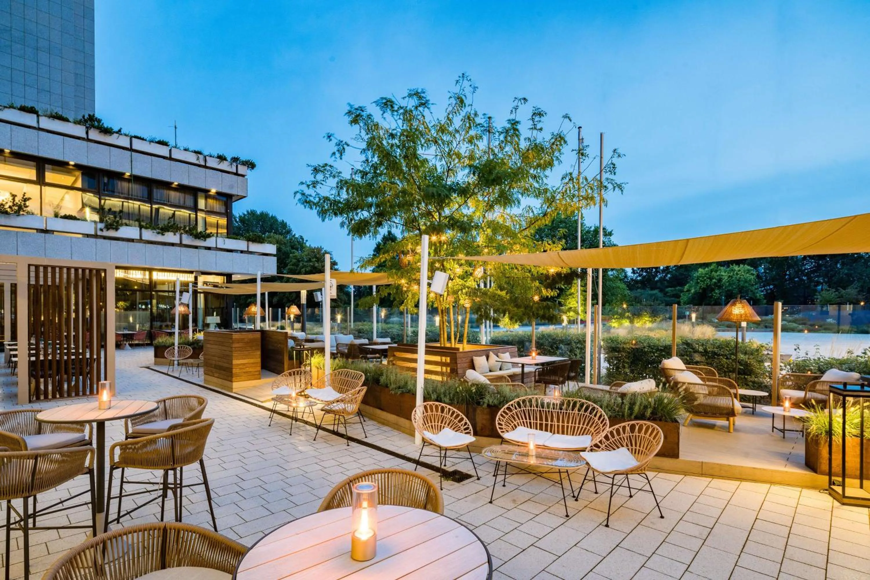 Restaurant/places to eat in Radisson Blu Hotel, Hamburg