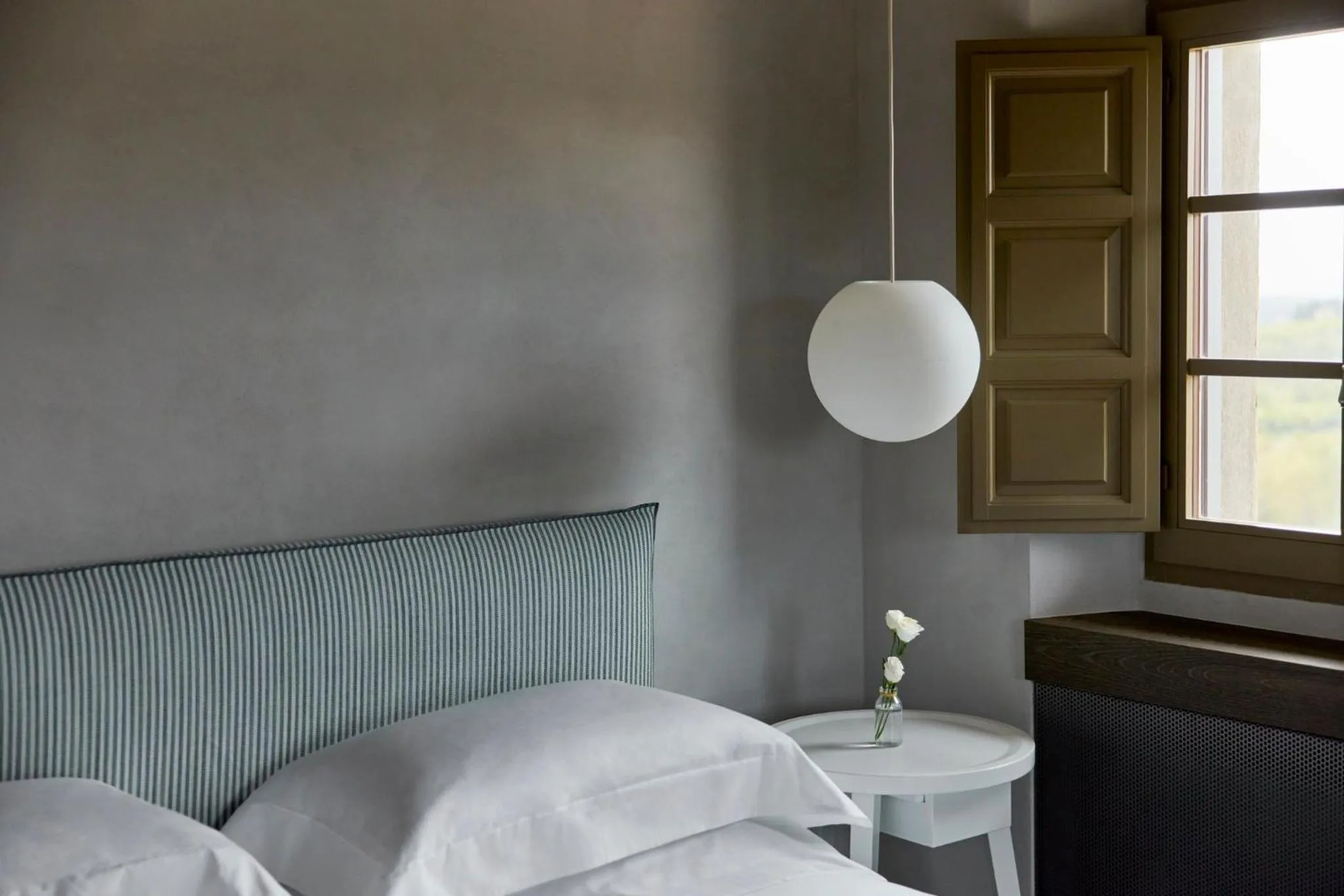 Photo of the whole room, Bed in COMO Castello Del Nero