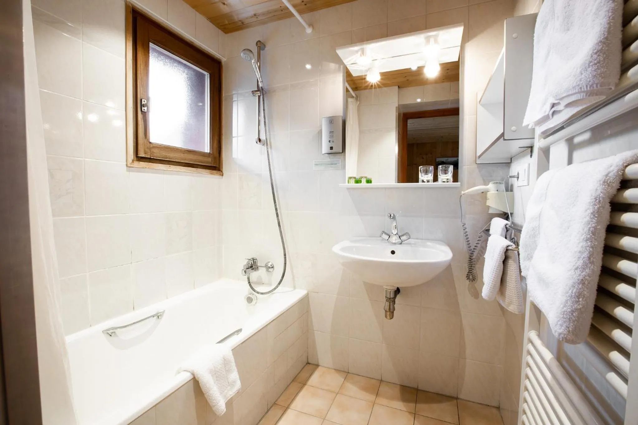 Bathroom in Hotel Les Bruyères