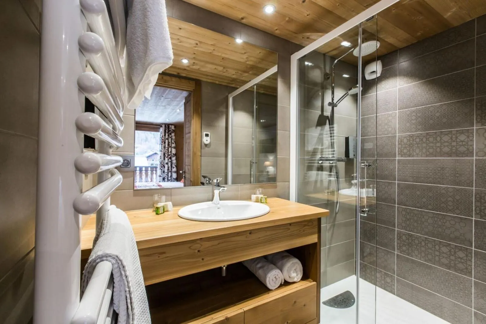 Bathroom in Hotel Les Bruyères