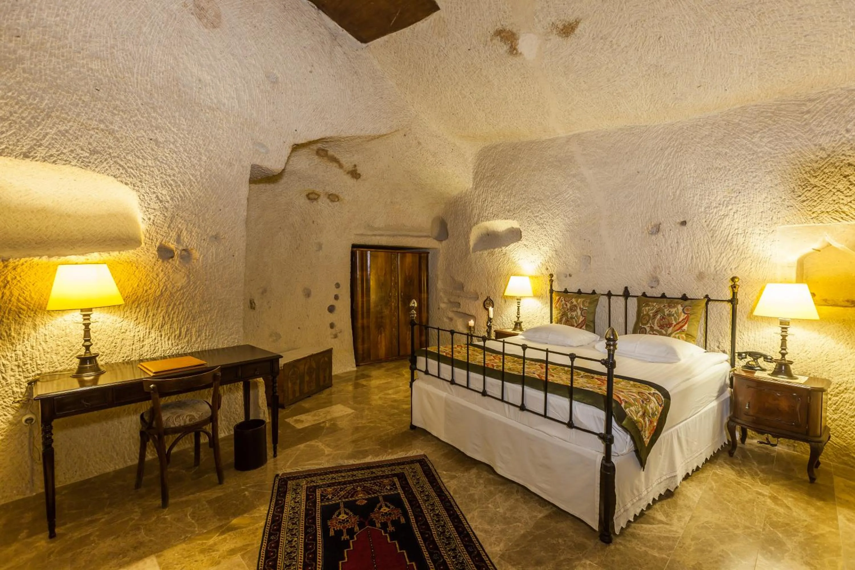 Deluxe Cave Room in Yunak Evleri Cappadocia