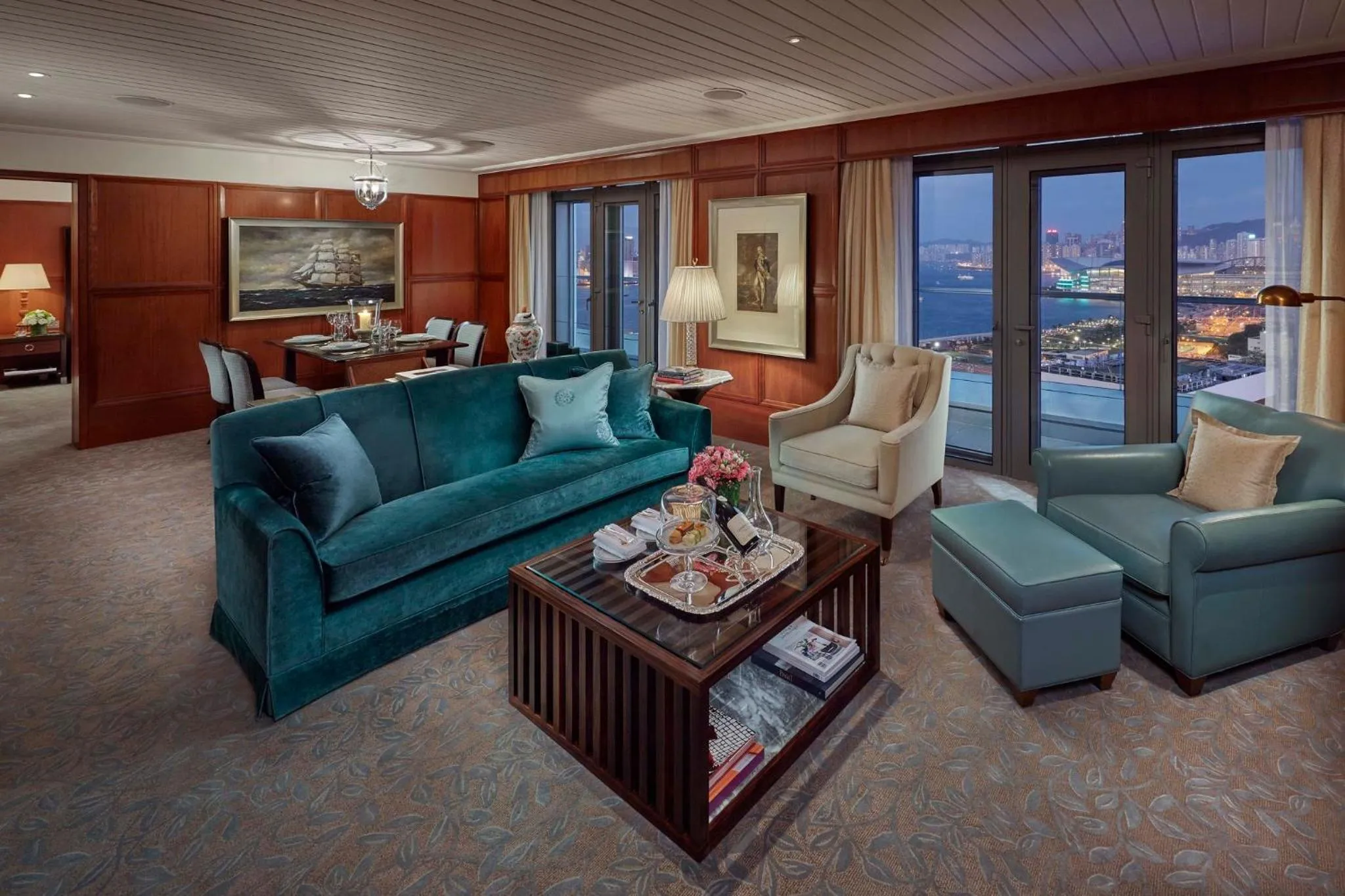 Photo of the whole room in Mandarin Oriental, Hong Kong