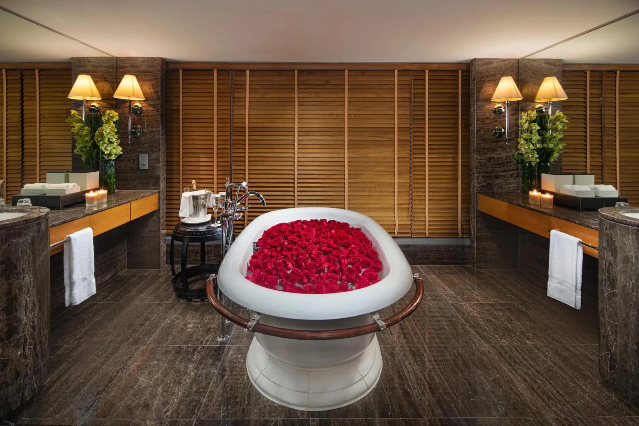 Photo of the whole room in Mandarin Oriental, Hong Kong