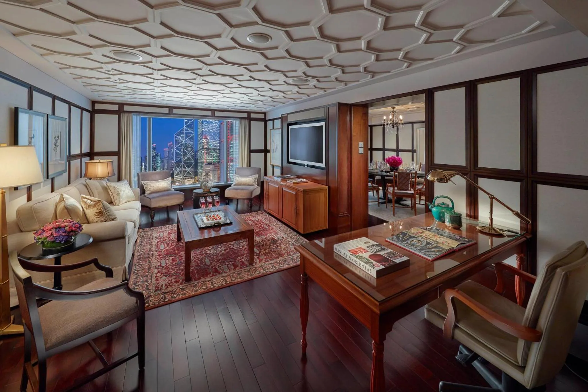 Photo of the whole room in Mandarin Oriental, Hong Kong