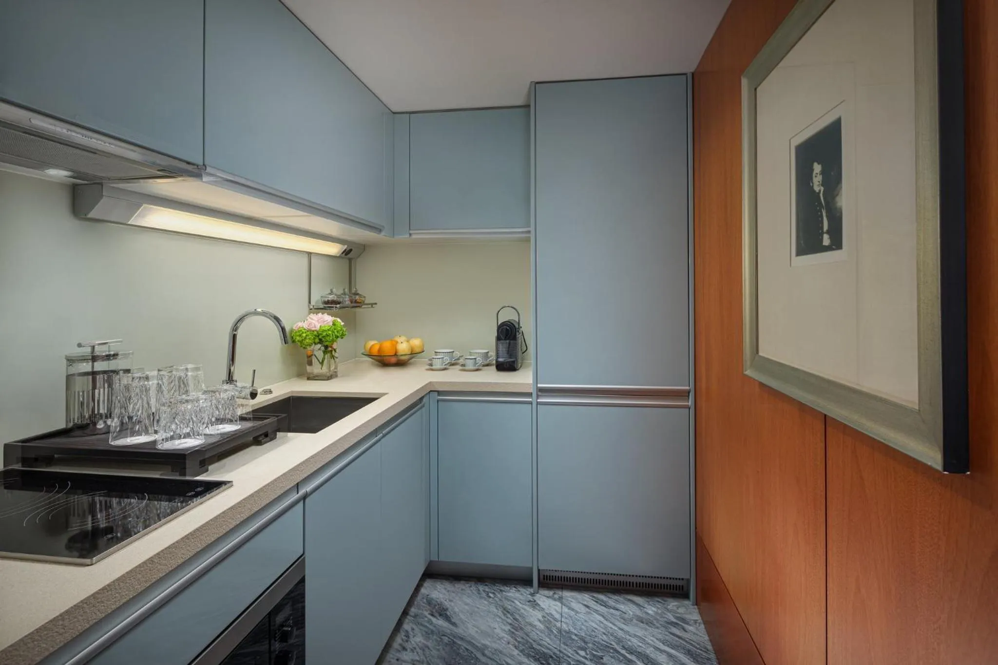 Photo of the whole room in Mandarin Oriental, Hong Kong