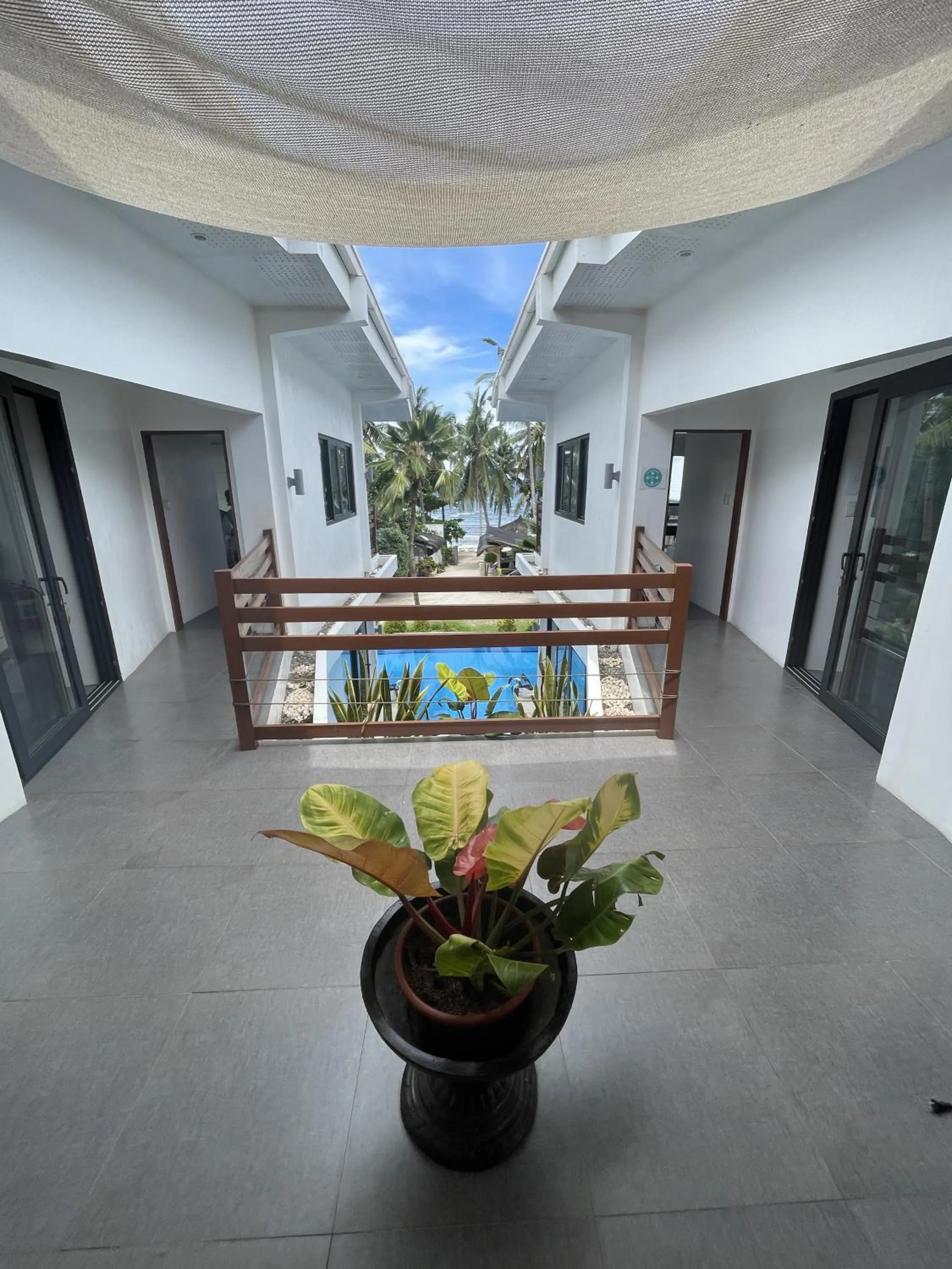 Property building in The Whitehouse by the Sea