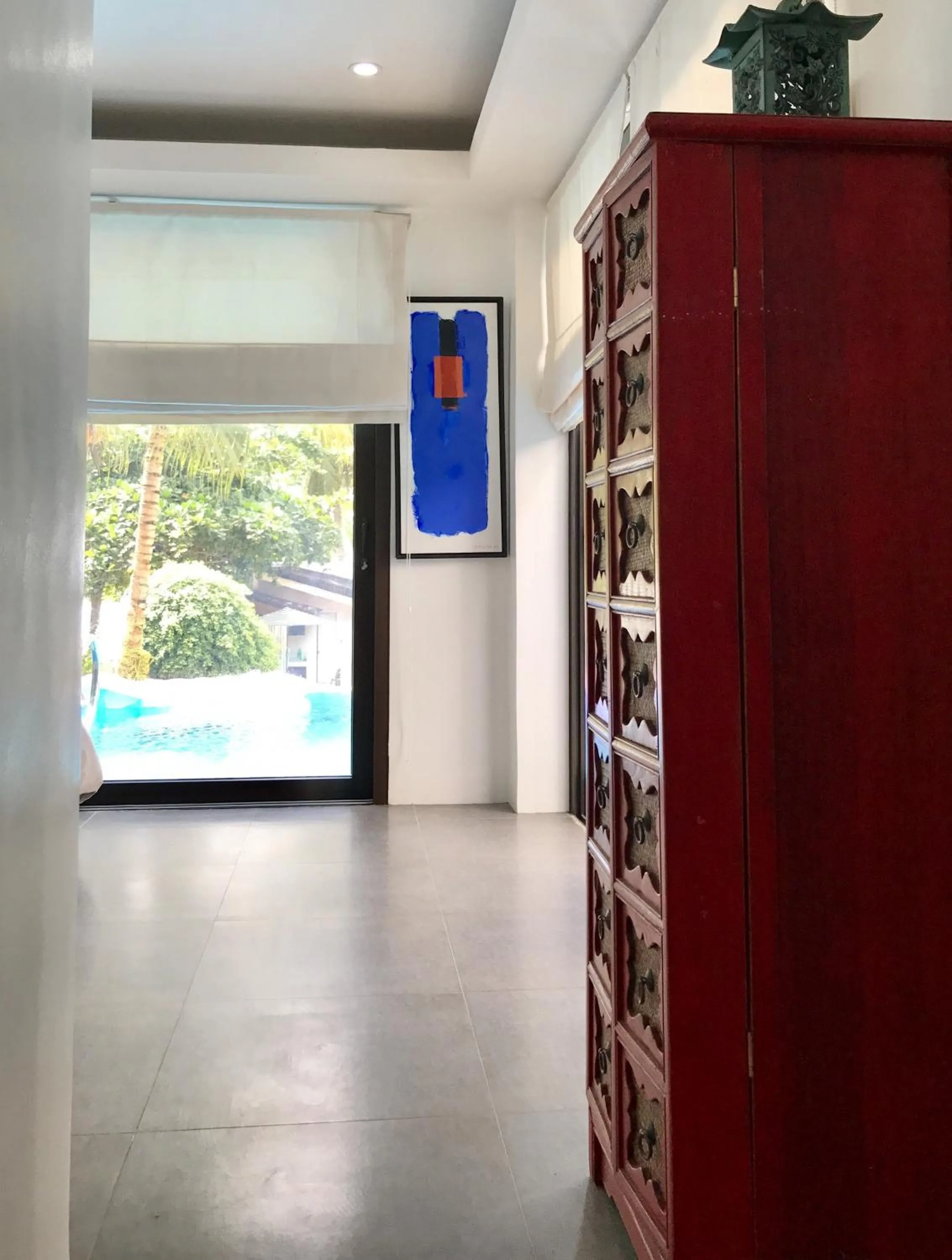 Decorative detail in The Whitehouse by the Sea