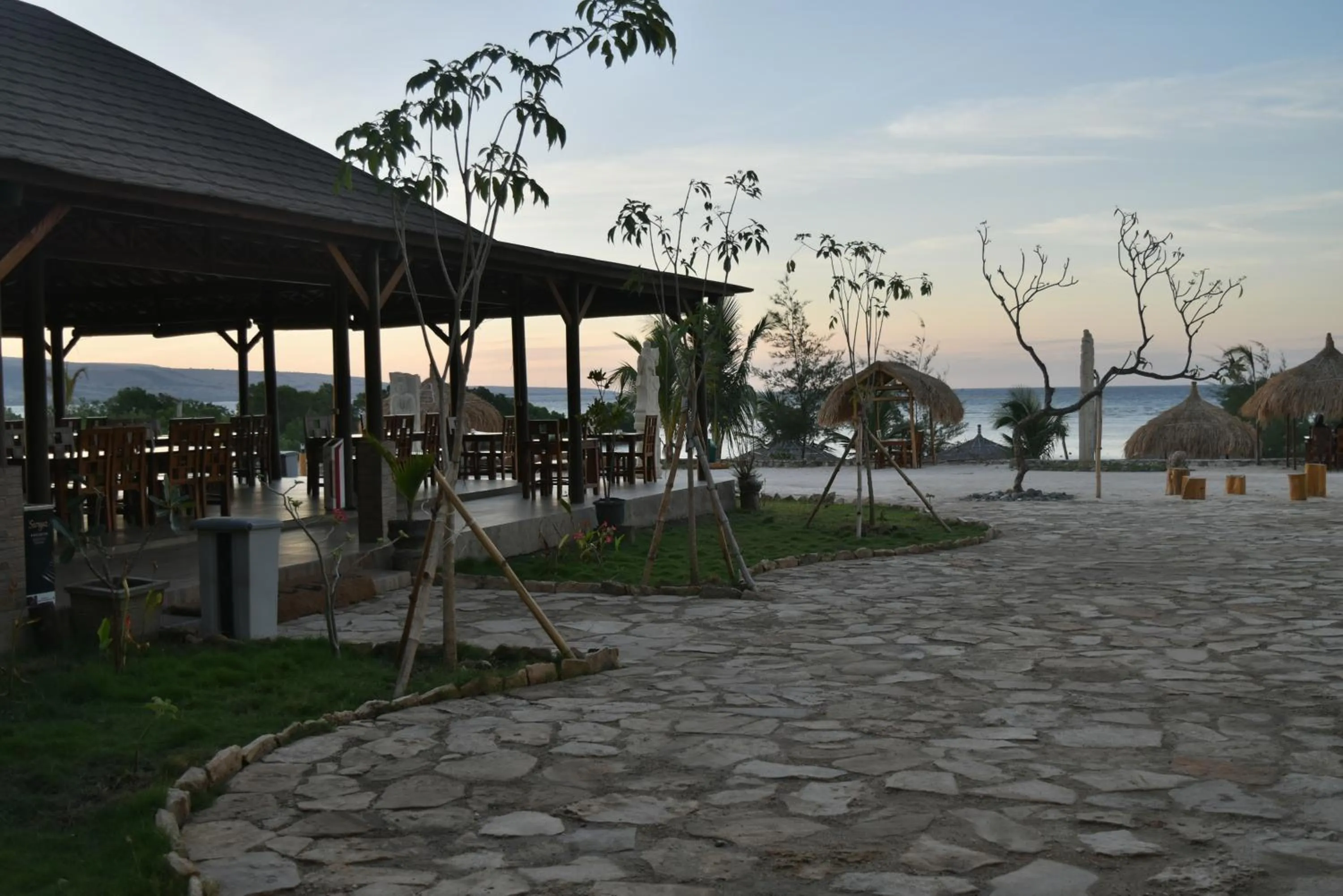Restaurant/places to eat in Padadita Beach Hotel