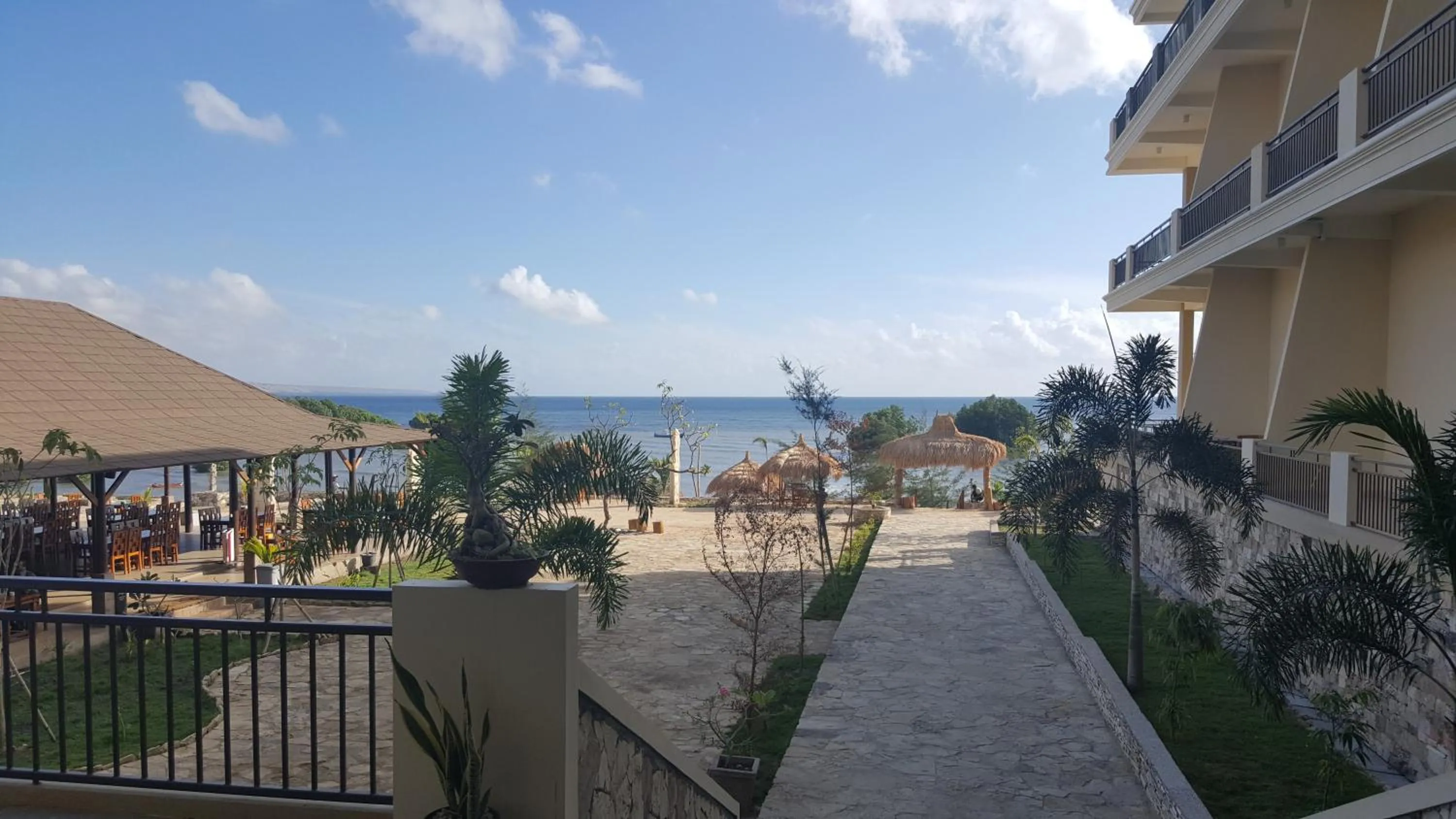 Garden view in Padadita Beach Hotel