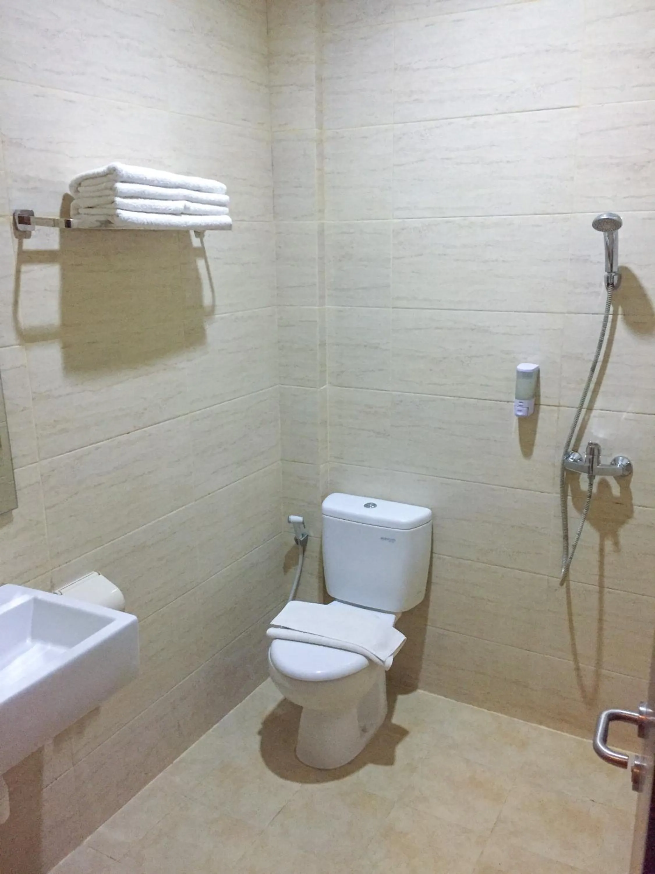 Bathroom in Padadita Beach Hotel